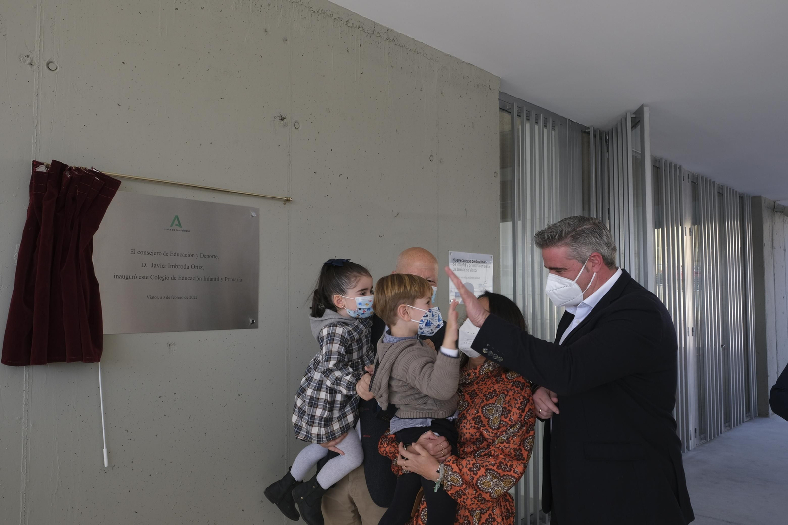 Imágenes de la inauguración de un colegio en Viator. Javier Imbroda. Almería