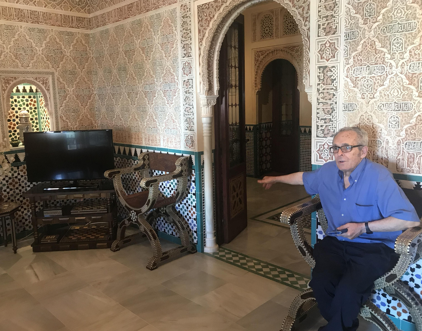 José Luis Romero, en su casa de Paradas.
