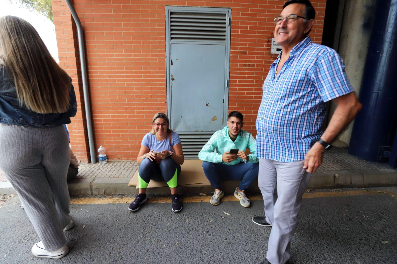 Las mejores imágenes de la venta de entradas para el partido Gimnástica Segoviana-Recreativo