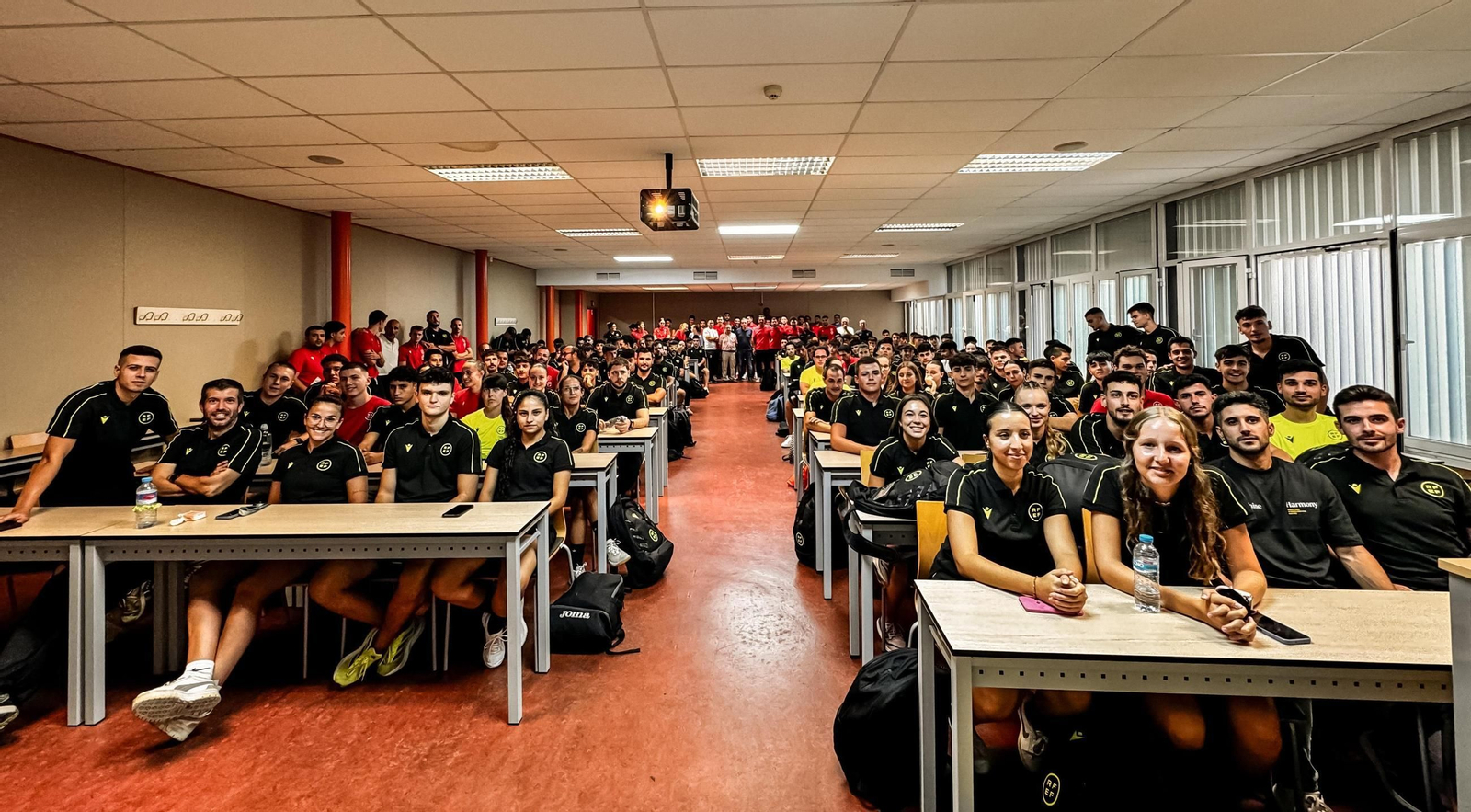 Integrantes del Colegio de Árbitros de Almería.