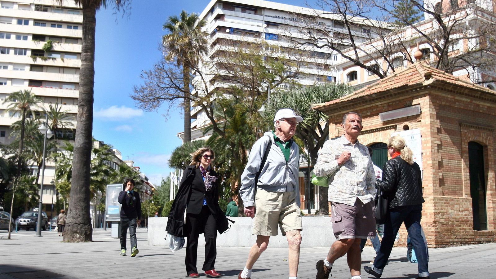 Turistas por Huelva capital