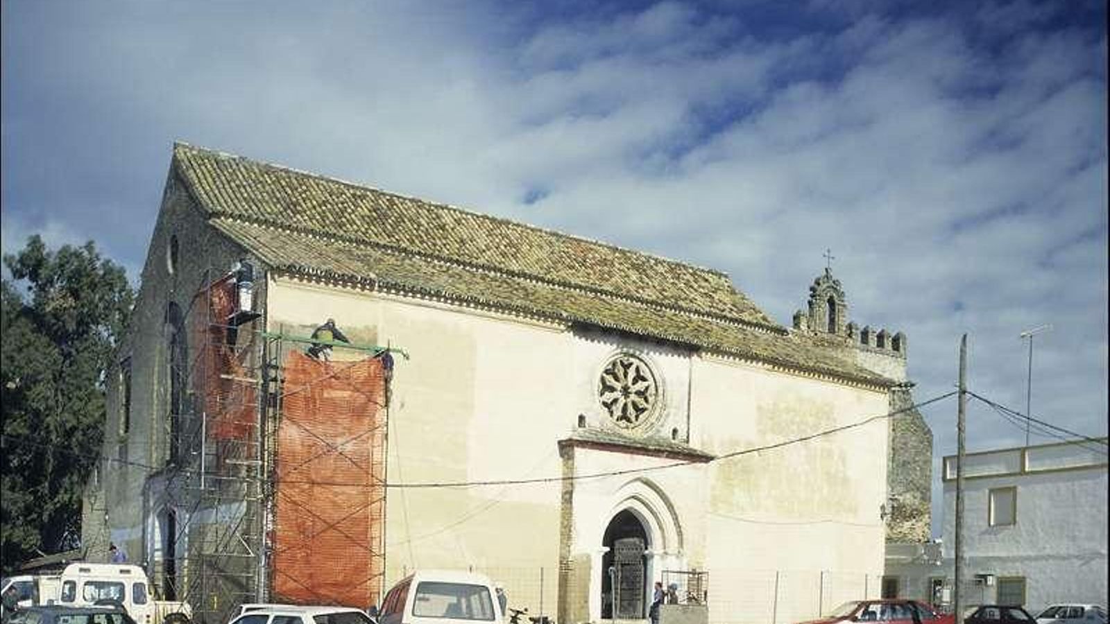 La iglesia de San Pedro de Sanlúcar la Mayor.