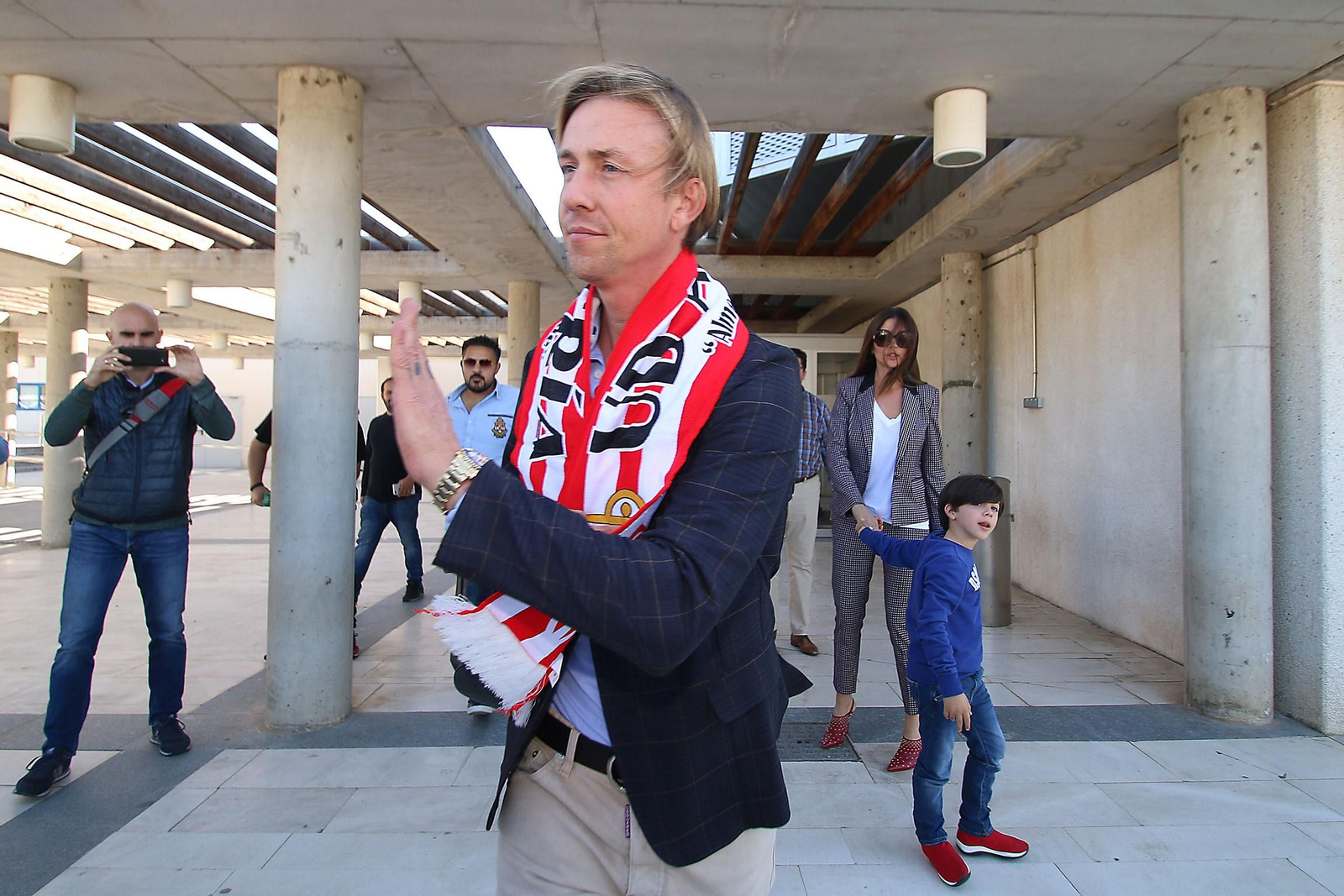 Las imágenes de la llegada de Guti a la UD Almería