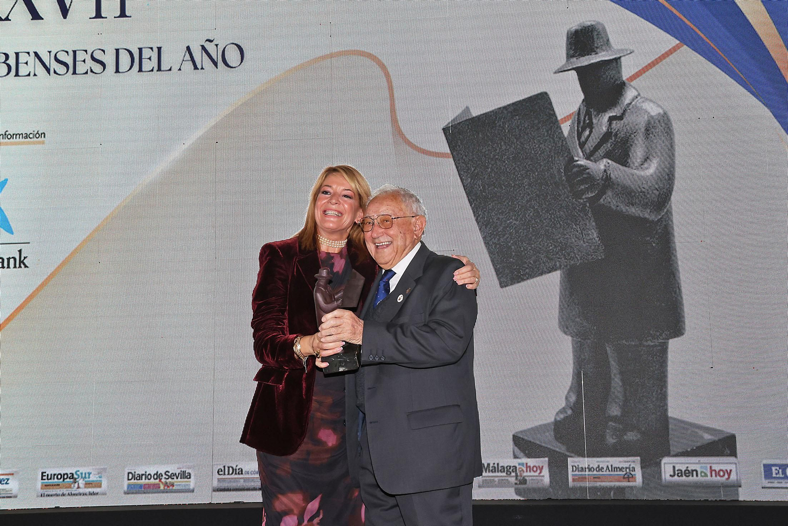 Imágenes de la entrega de los premios Onubenses del año en su 37 edición