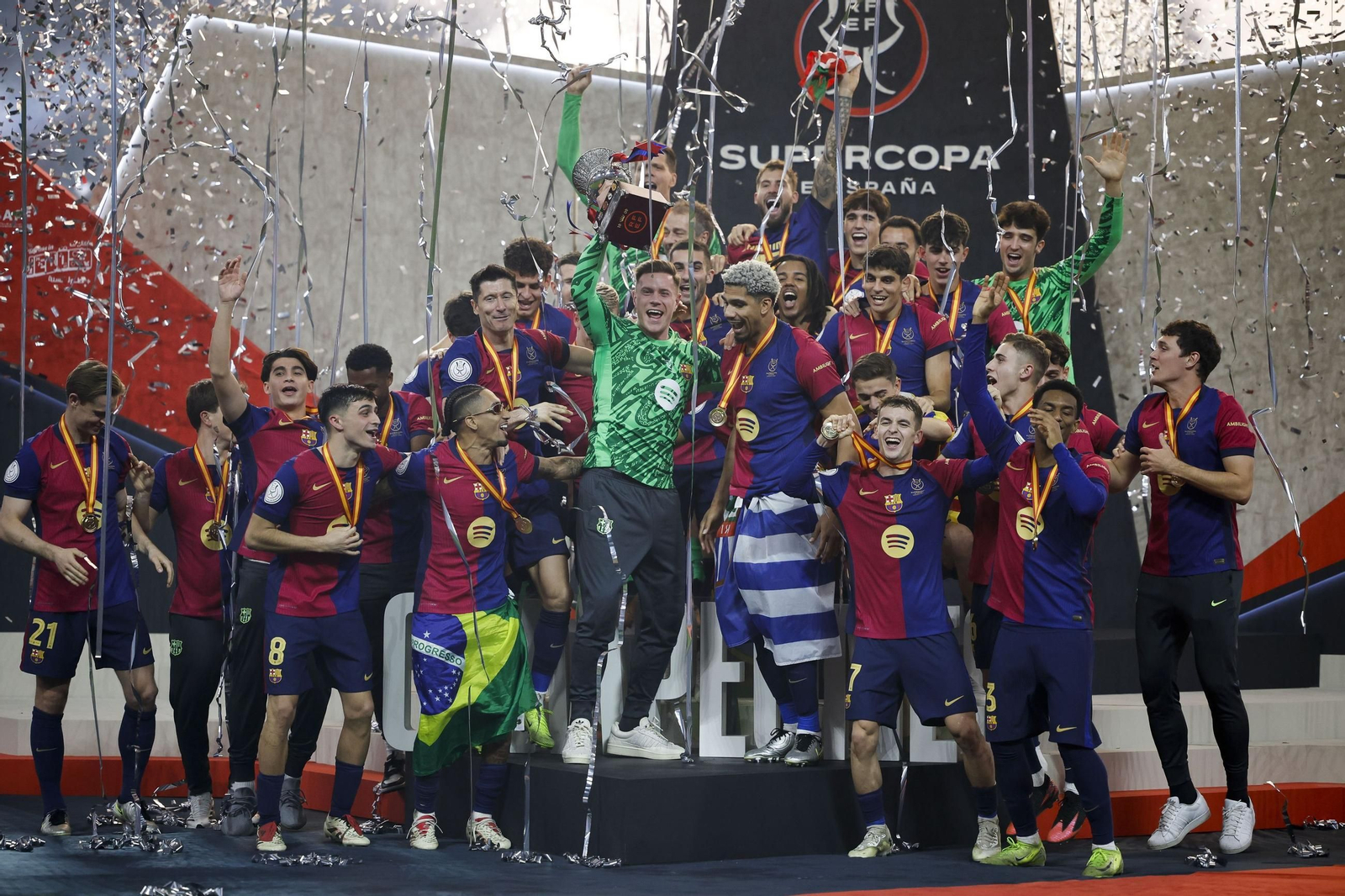 Las fotos de la Supercopa Barcelona - Real Madrid