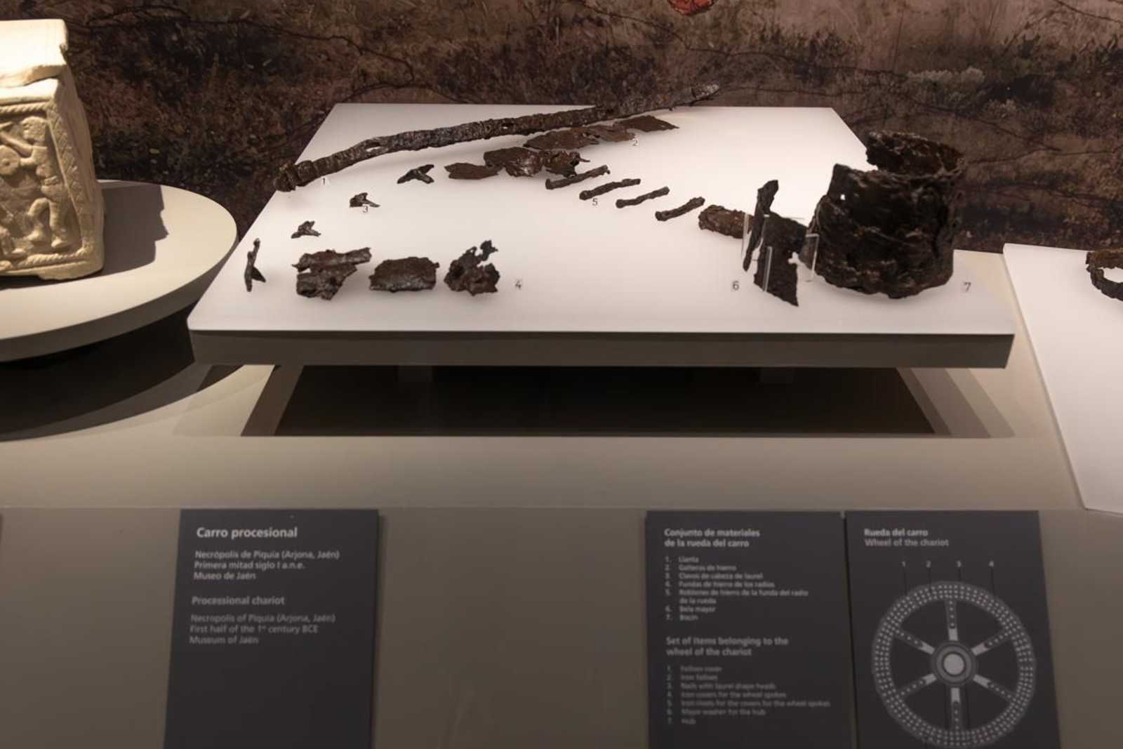 Exposición La Dama, el Príncipe, el Héroe y la Diosa, en el Museo Íbero