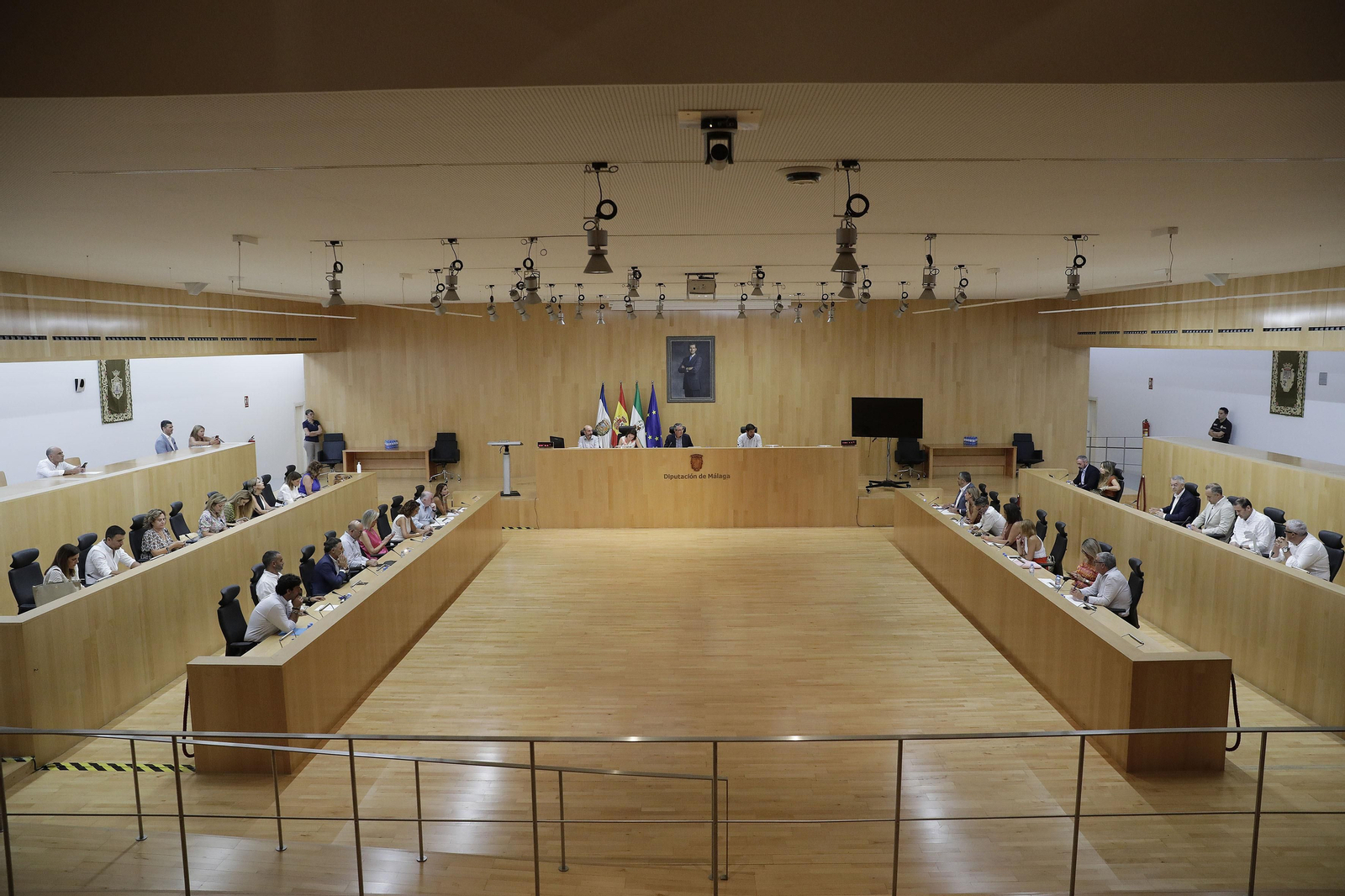 Pleno extraordinario celebrado en la Diputación de Málaga.