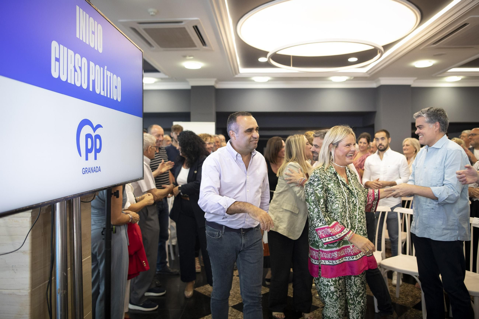 Francis Rodriguez y Marimar Blanco en el acto de inicio del curso político.