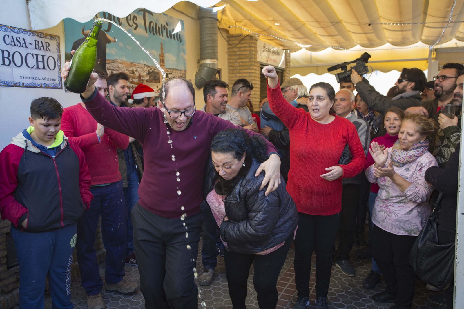 Lebrija celebra su suerte en  la Lotería de Navidad