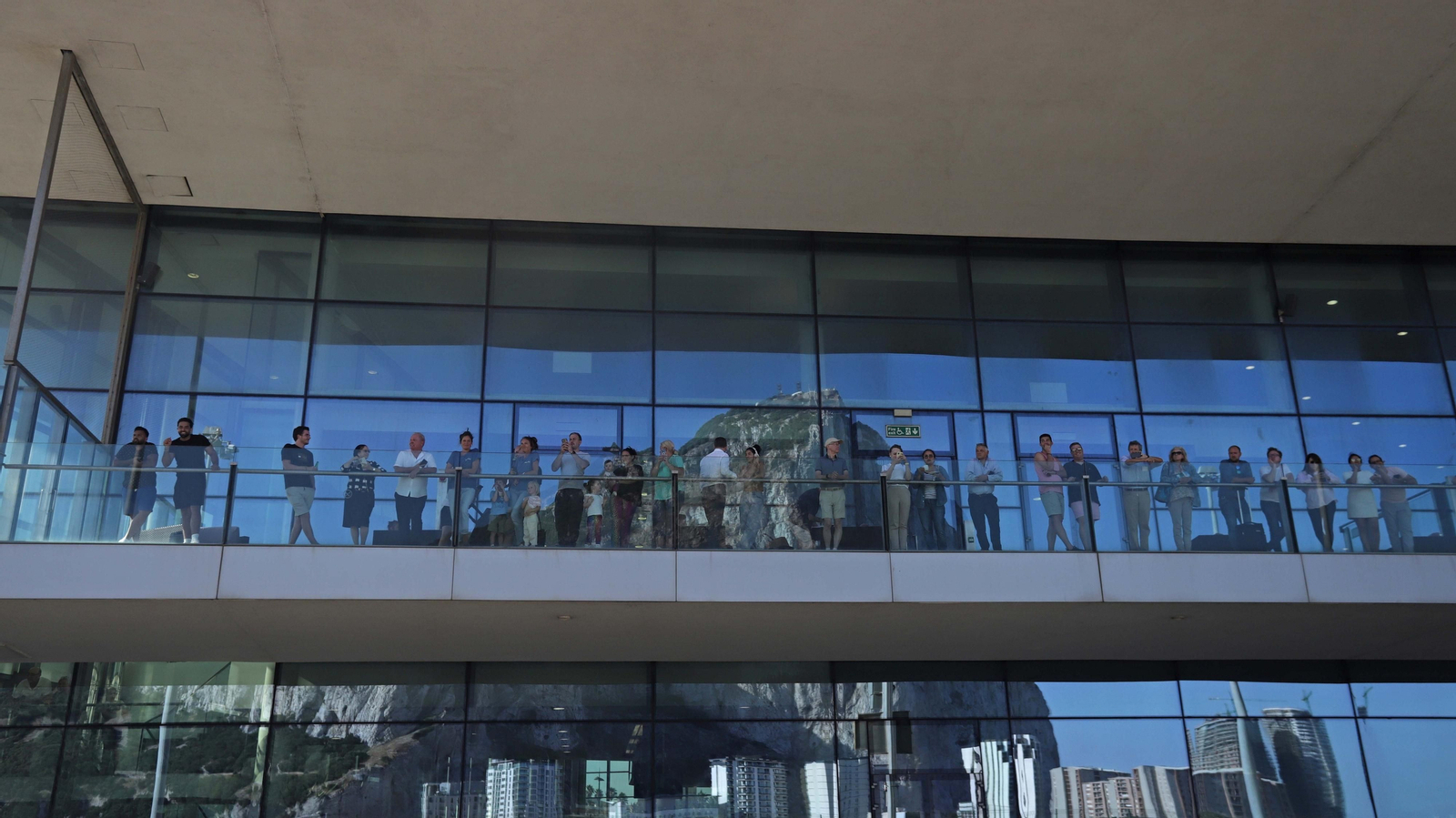 Fotos de la llegada de los condes de Wessex a Gibraltar Fotos de la llegada de los condes de Wessex a Gibraltar