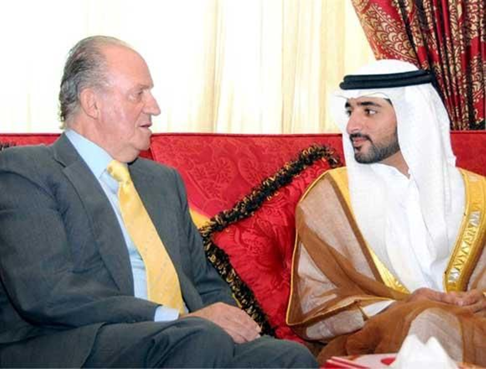 El Rey prosigue en Kuwait su gira árabe