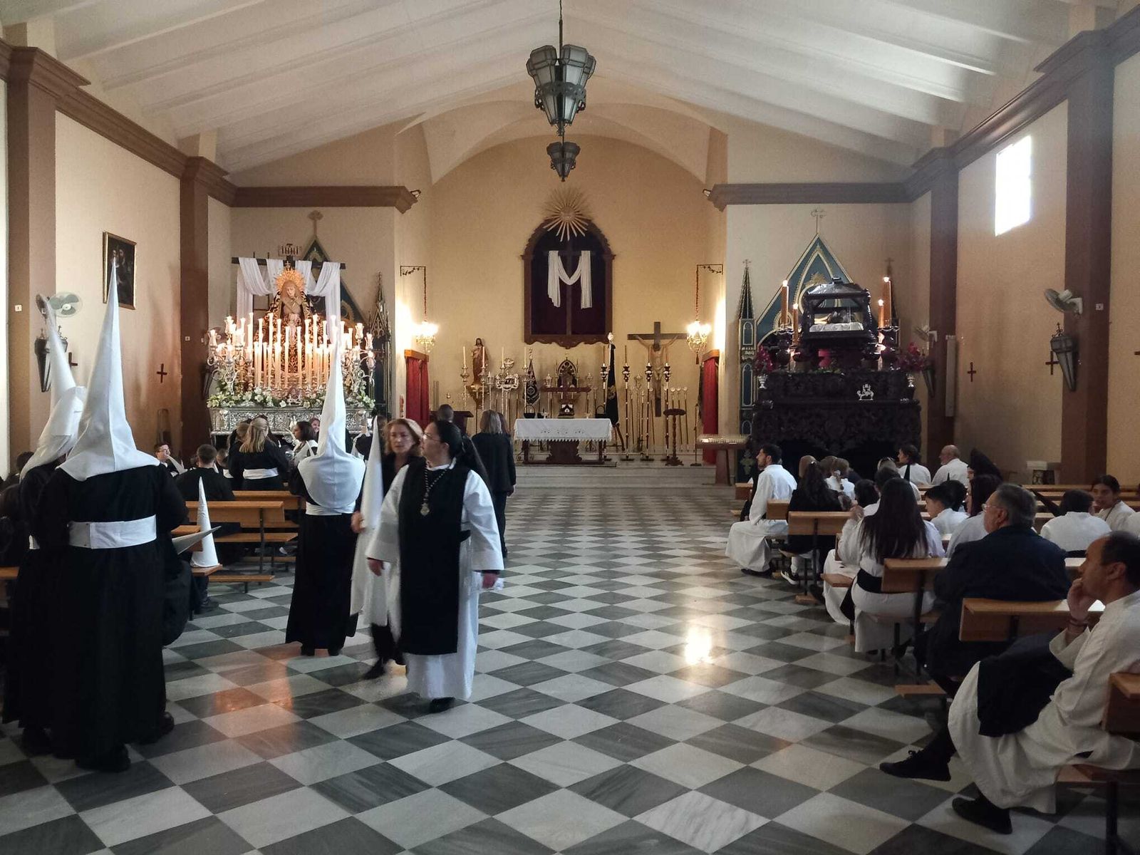 Las imágenes del Viernes Santo de 2023 en Chiclana.