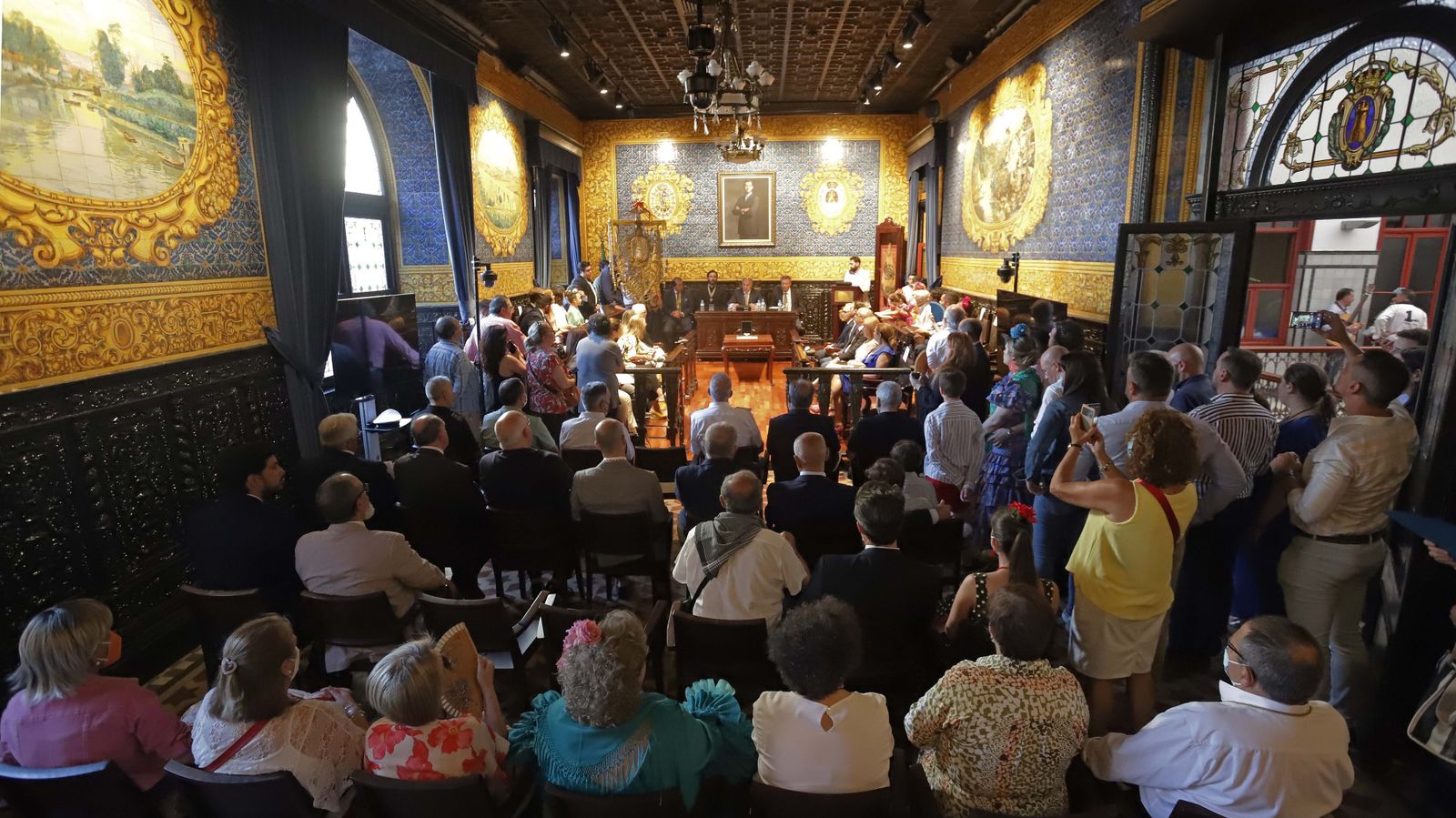 Entrega de la Medalla de la ciudad a la hermandad del Rocío de Algeciras