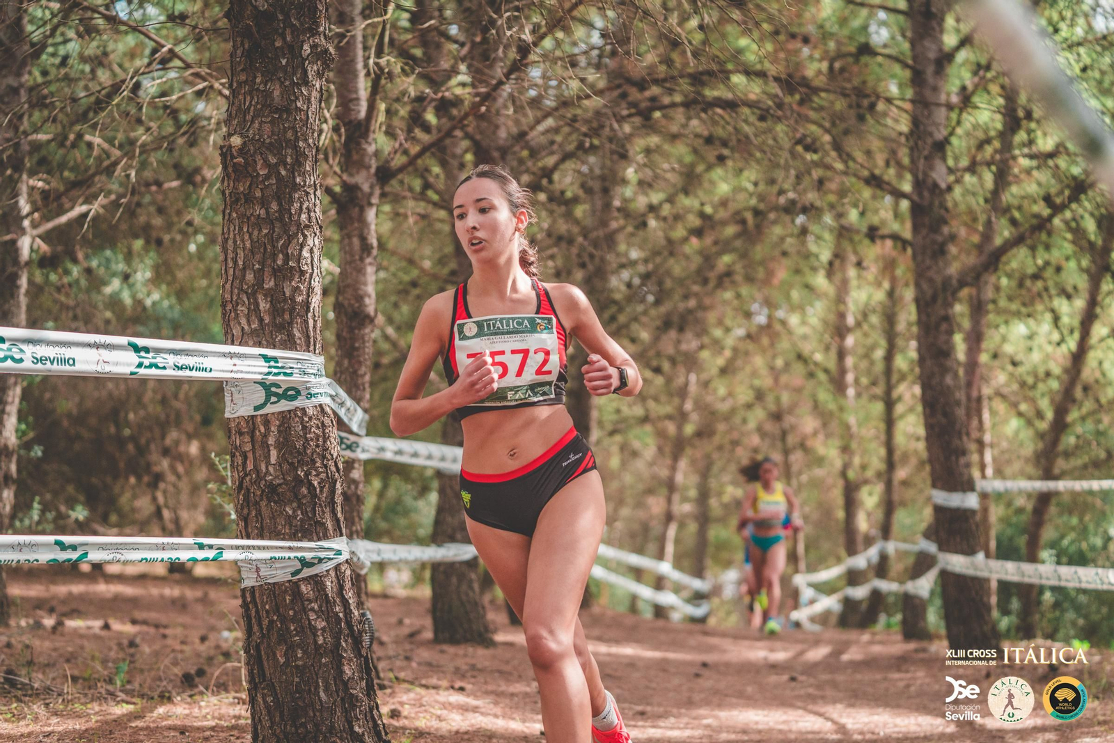 Búscate en las fotos del Cross de Itálica 2025 | 4