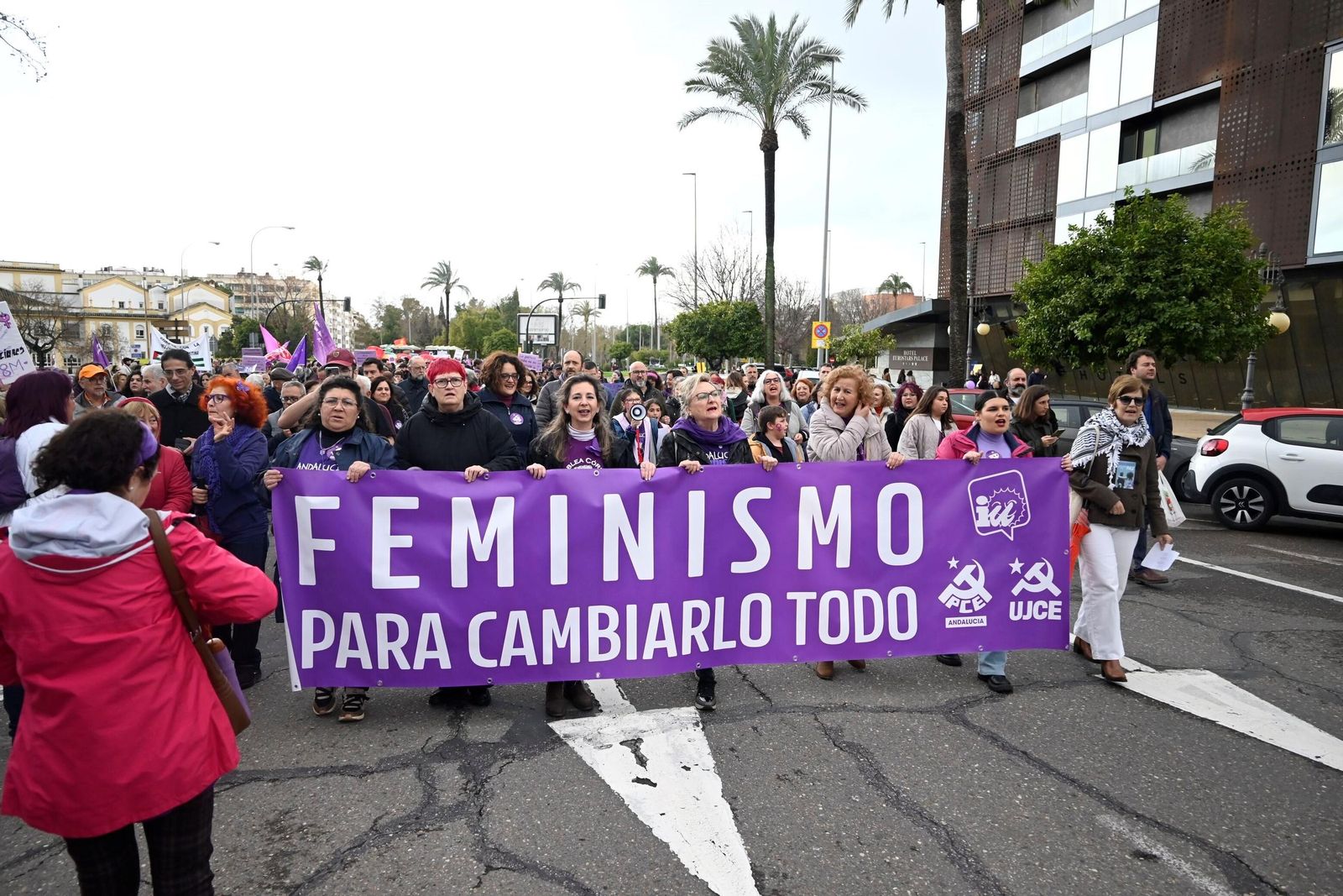 La manifestación del 8M en Córdoba, en imágenes