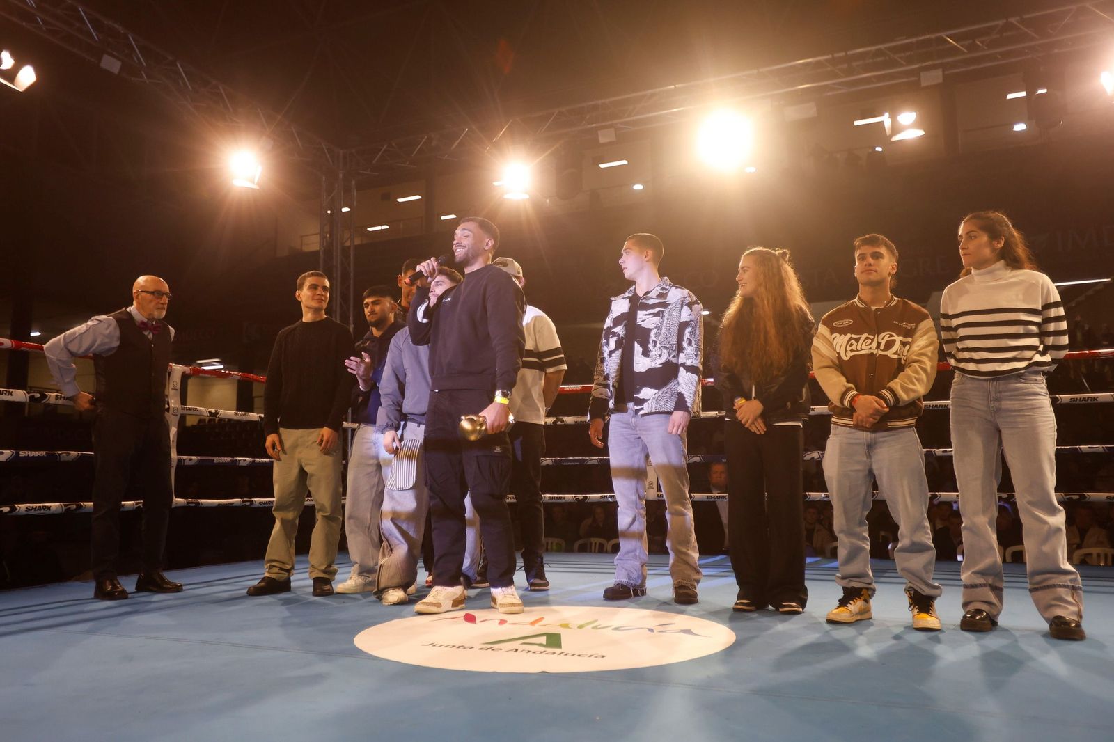 Las mejores fotos del debut profesional de Rafa Lozano Jr. ante Kervin Romero