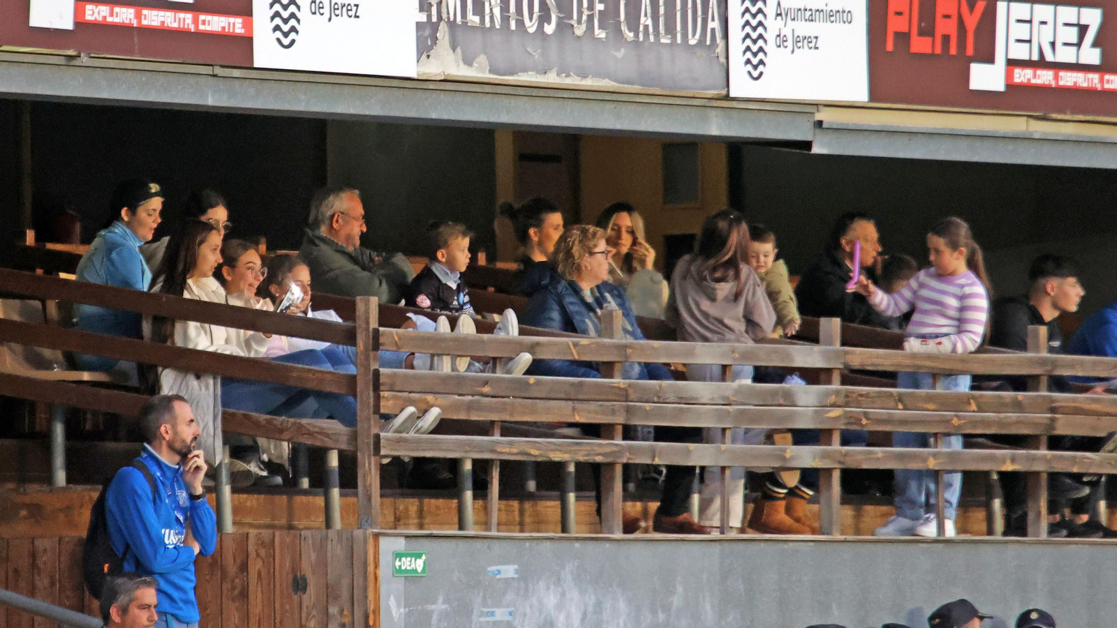 Búscate en el Xerez DFC - Ceuta B en el Municipal de Chapín en Jerez