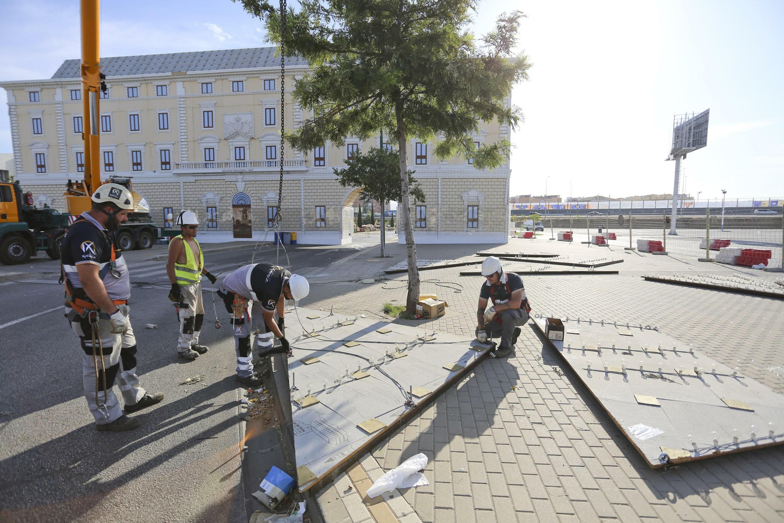 Las fotos de los preparativos para la Feria de Málaga 2019