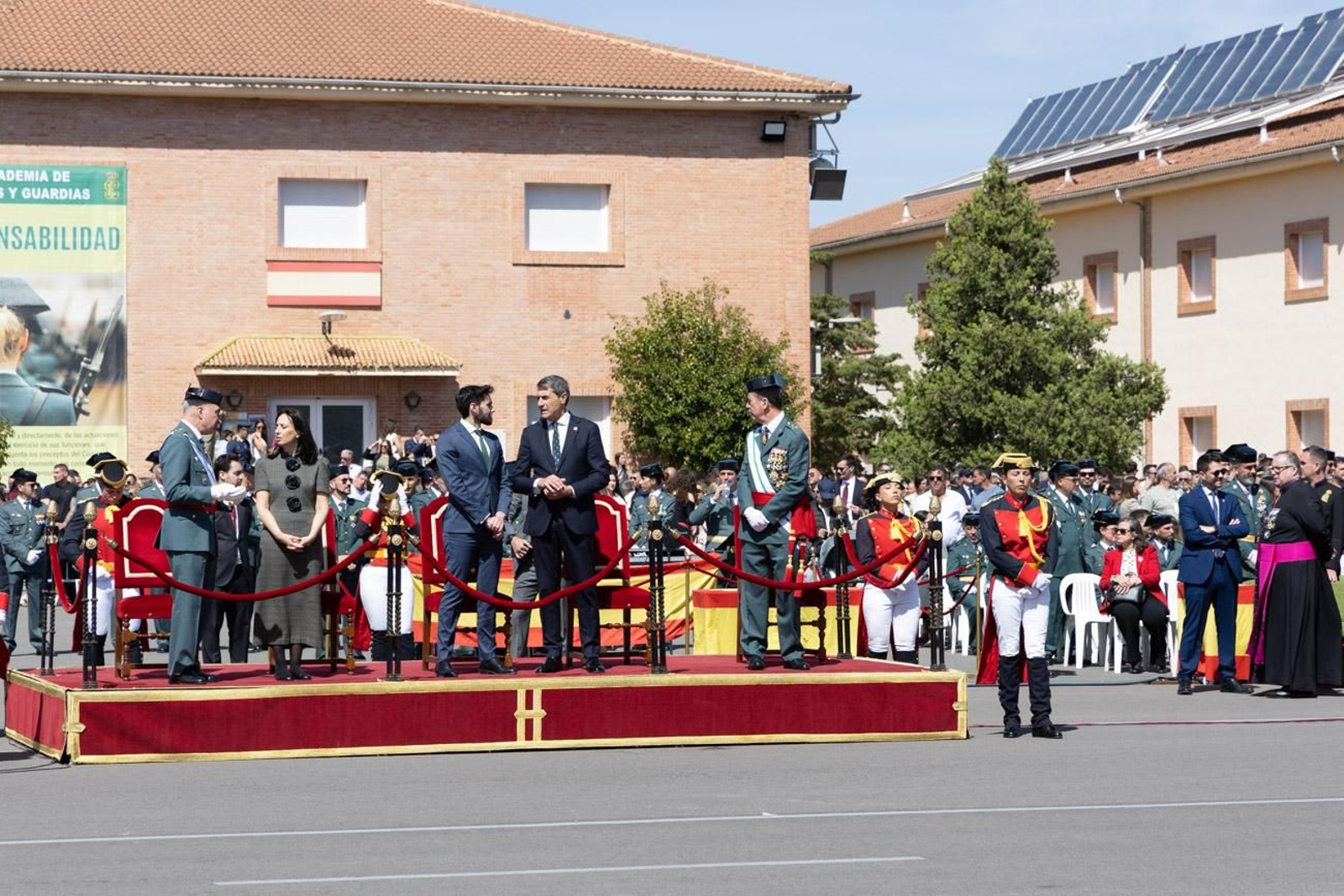 Jura de bandera de la 130ª promoción de guardias civiles de la Academia de Baeza