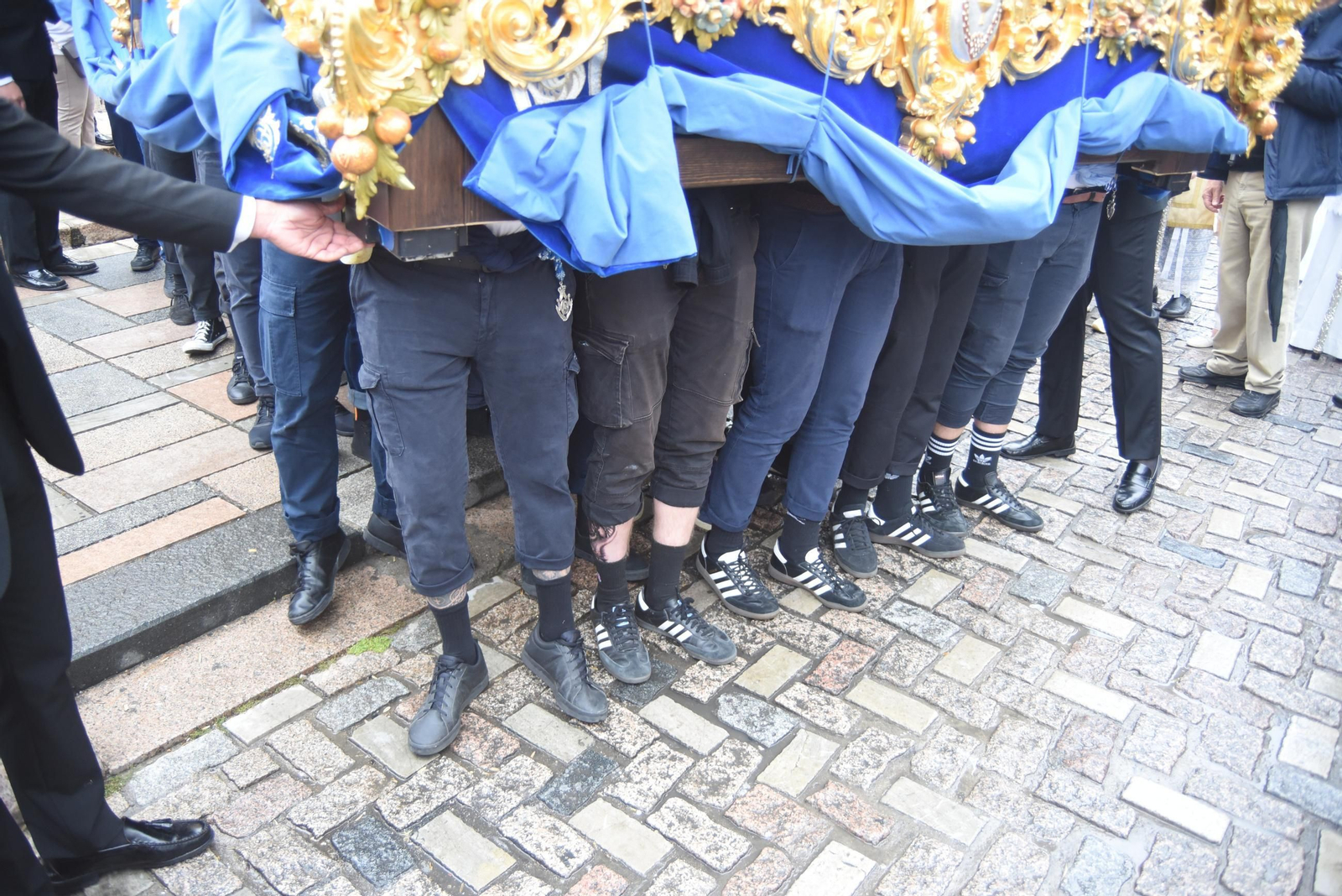 La procesión del Resucitado de Córdoba, en imágenes