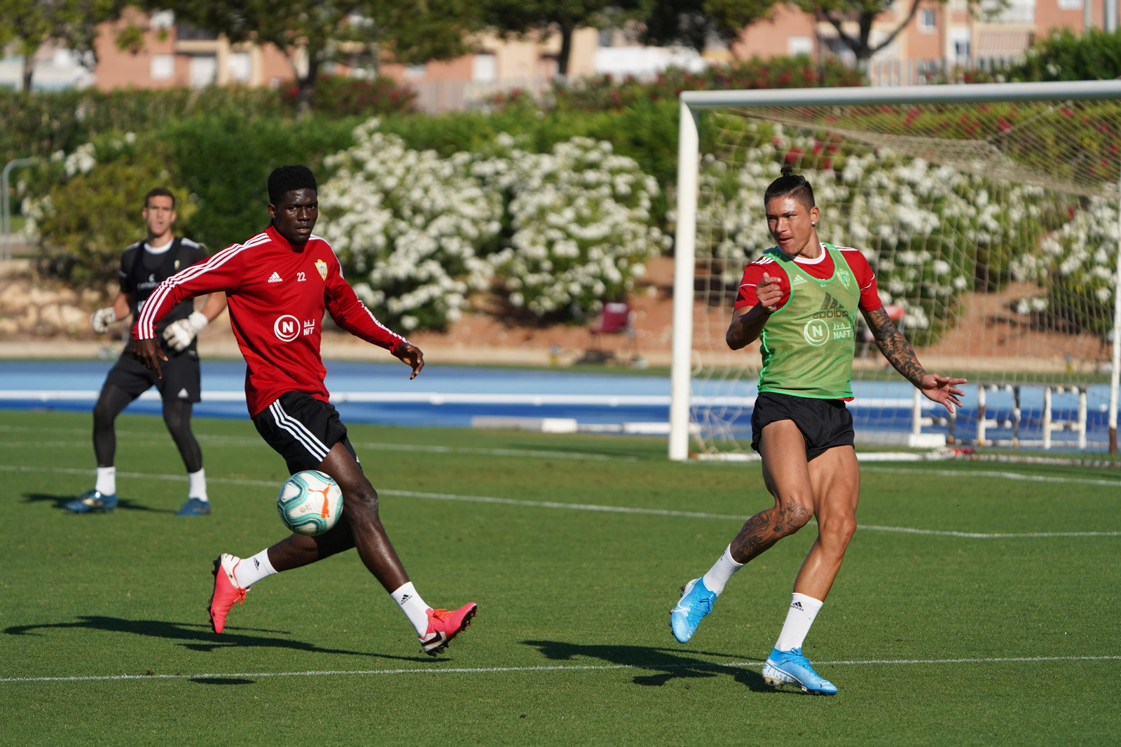 Entrenamiento matutino de la UDA (jueves 4)