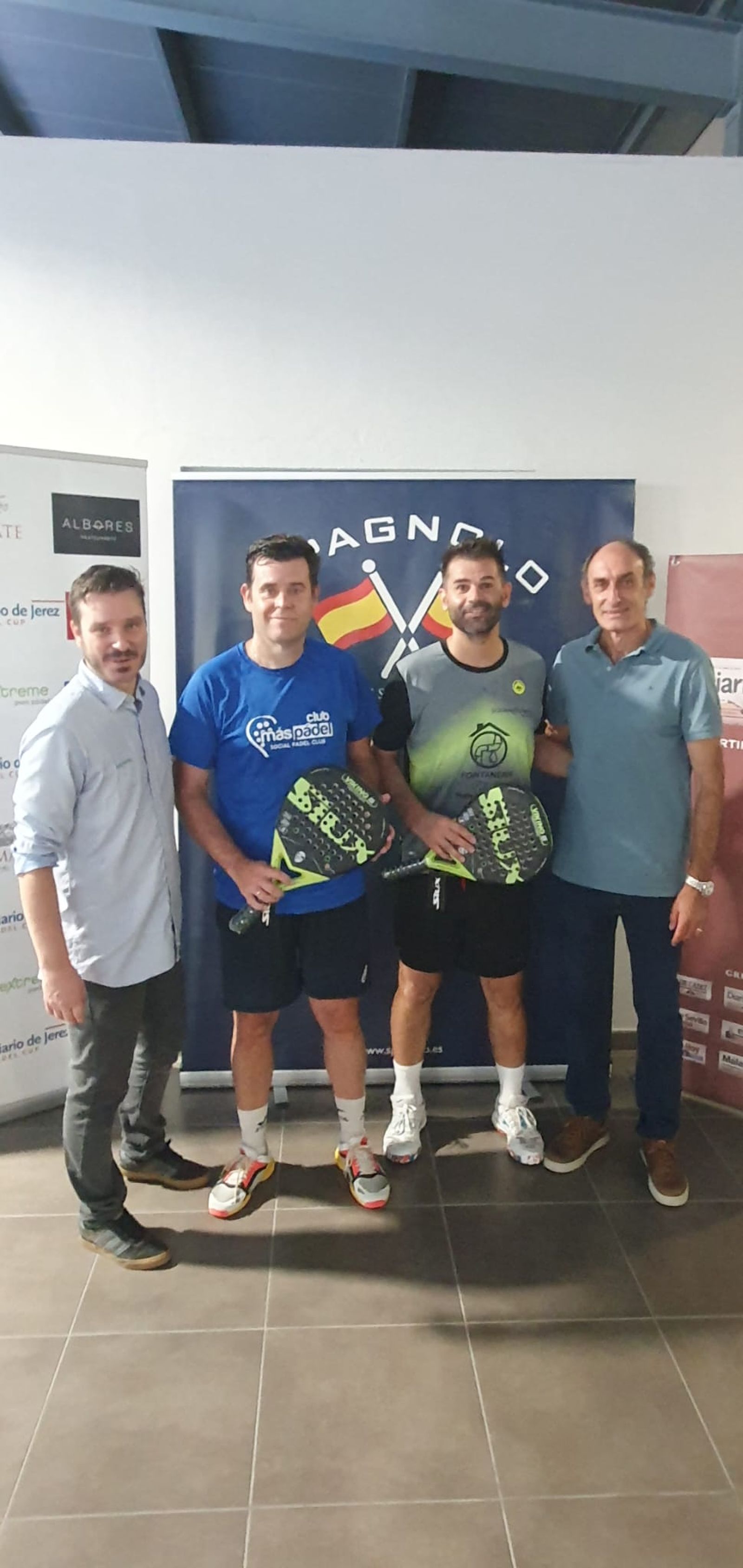 Imágenes de la entrega de trofeos de la IX Diario de Jerez Pádel Cup