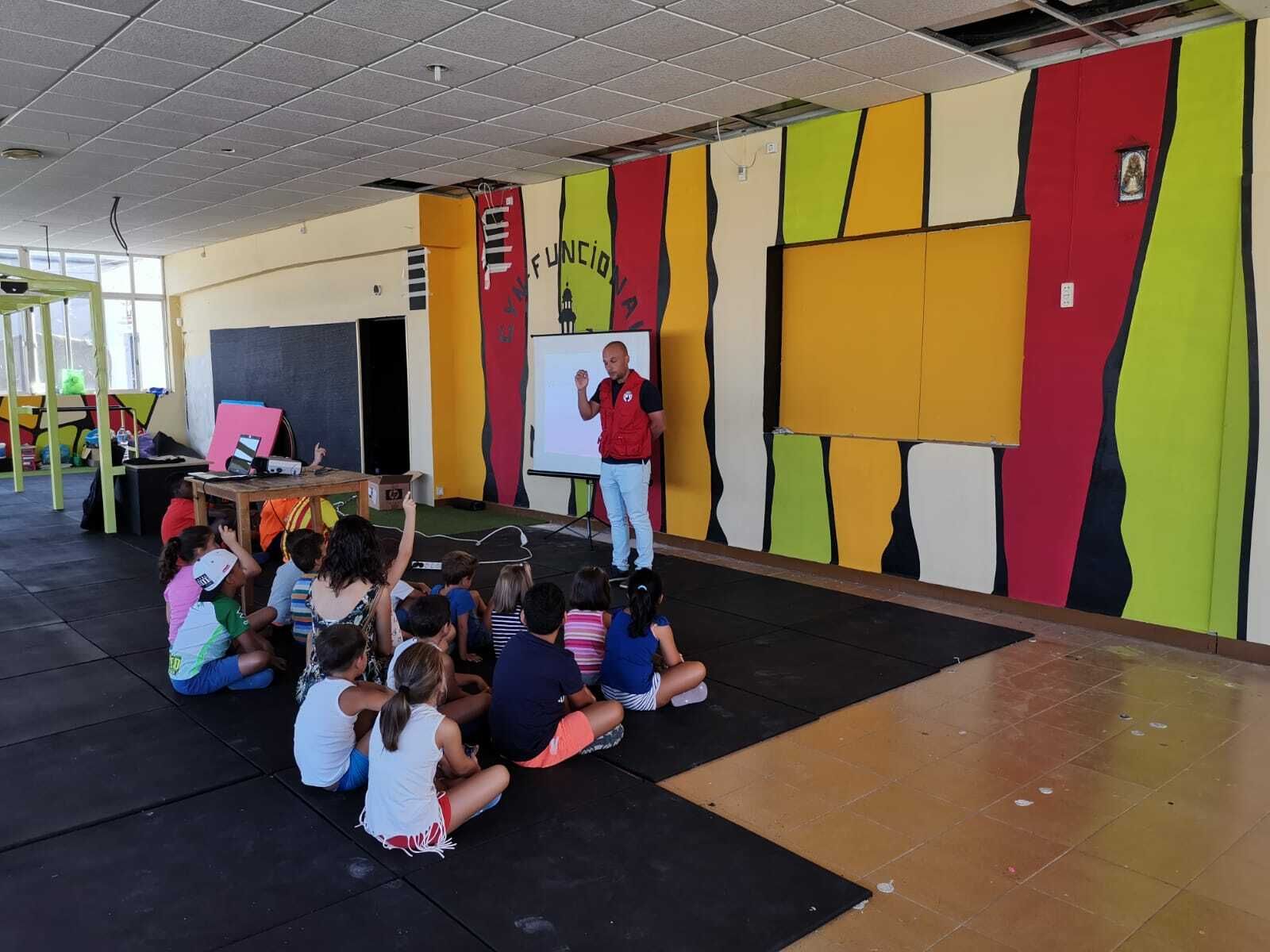 Taller sobre adiestramiento canino con los más pequeños.