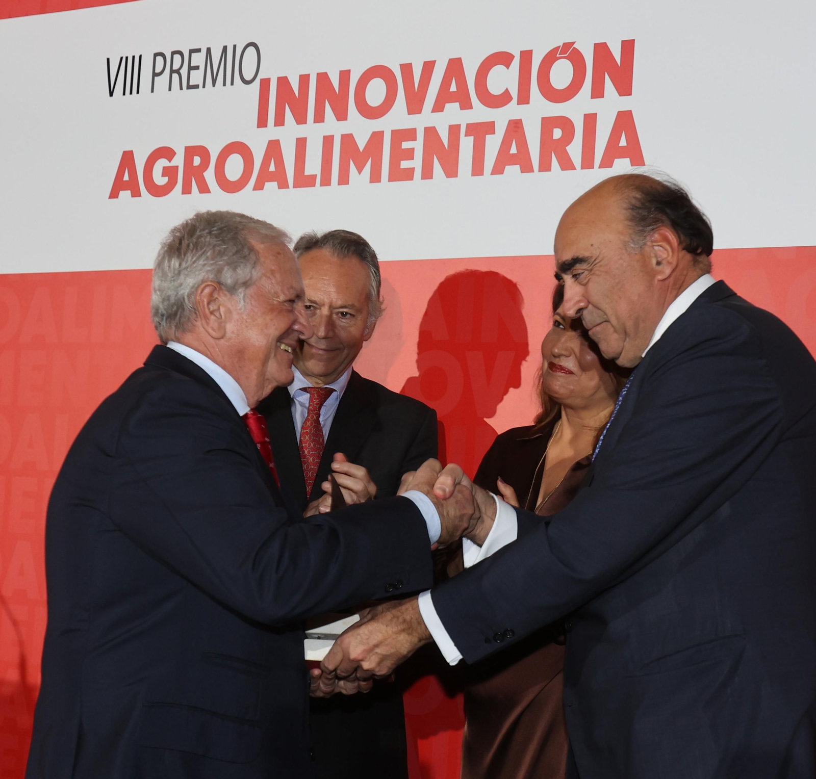 Las mejores imágenes de la entrega del VIII premio agroalimentario Banco Santander a José Gandía