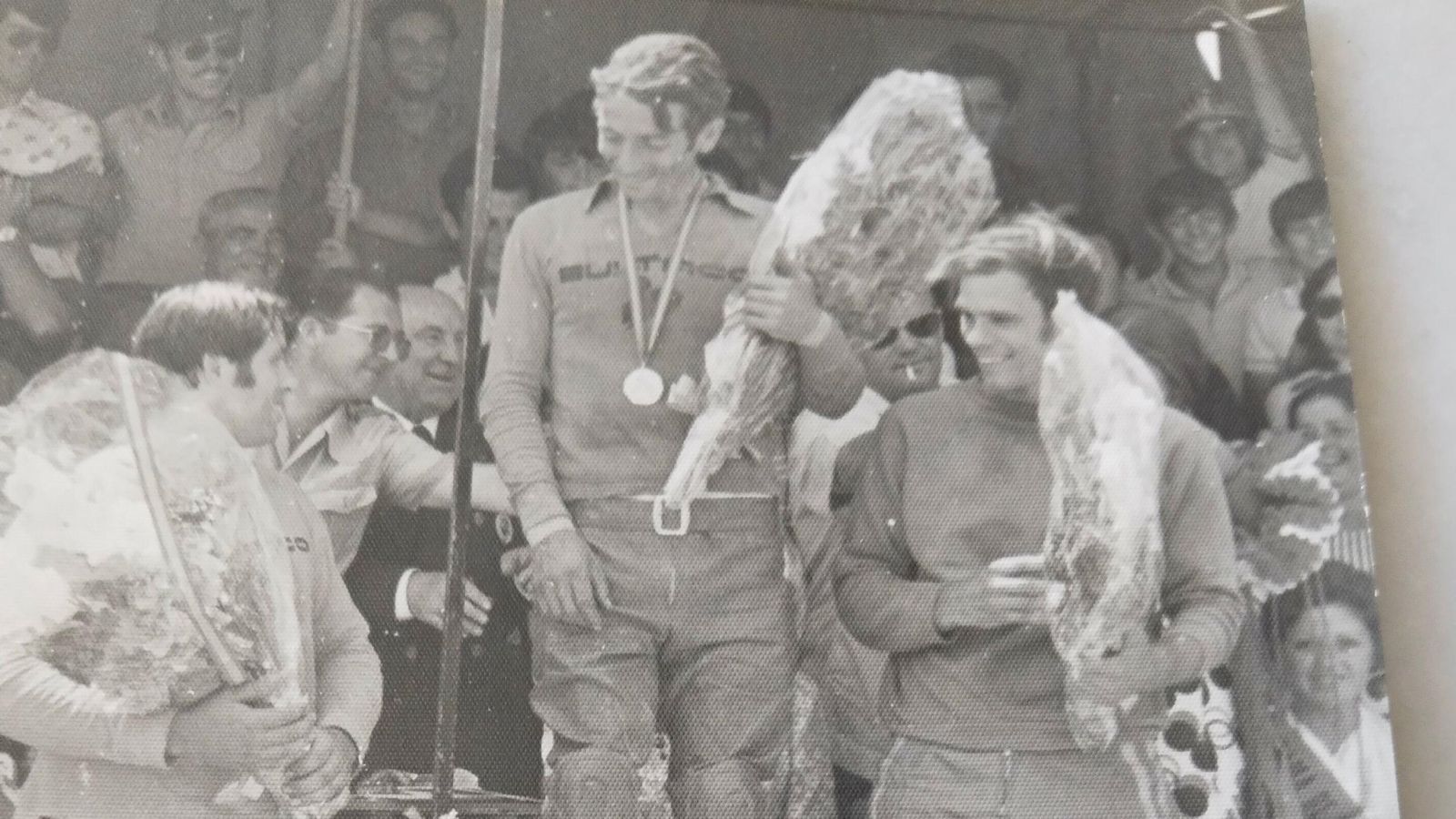 Manuel Rodríguez ganador en una de las competiciones de motocross.