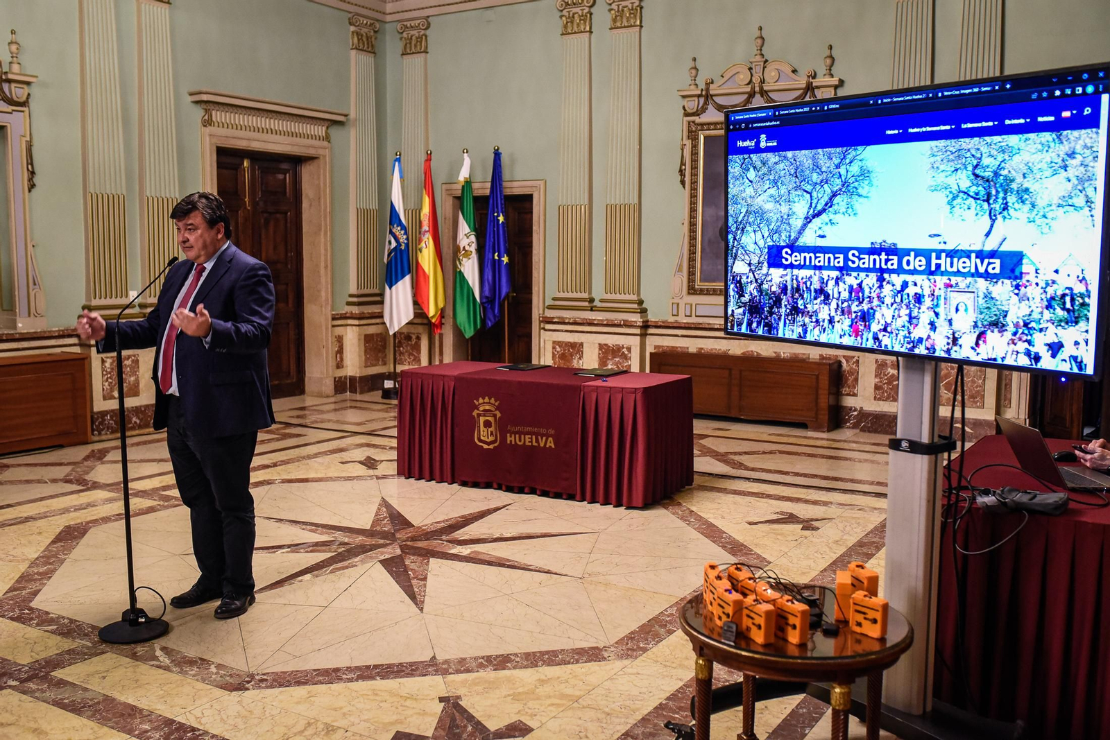 Imágenes de la presentación de la Web Turística Oficial de la Semana Santa de Huelva