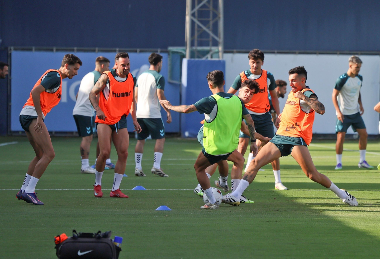 Eneko Jauregi se ejercita en su primer día como jugador del Málaga CF