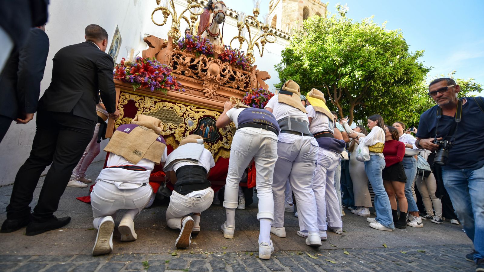 Fotos del Domingo de Ramos en Los Barrios: Borriquita y María Santisima de la Estrella