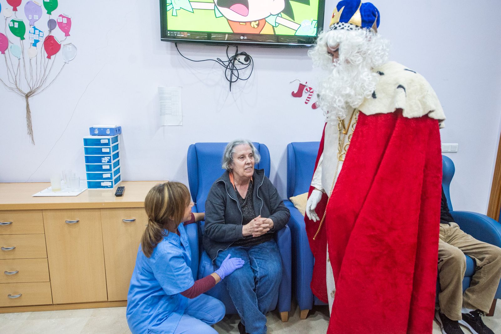 La visita de los Reyes Magos a la asociacion San Rafael de Alzheimer