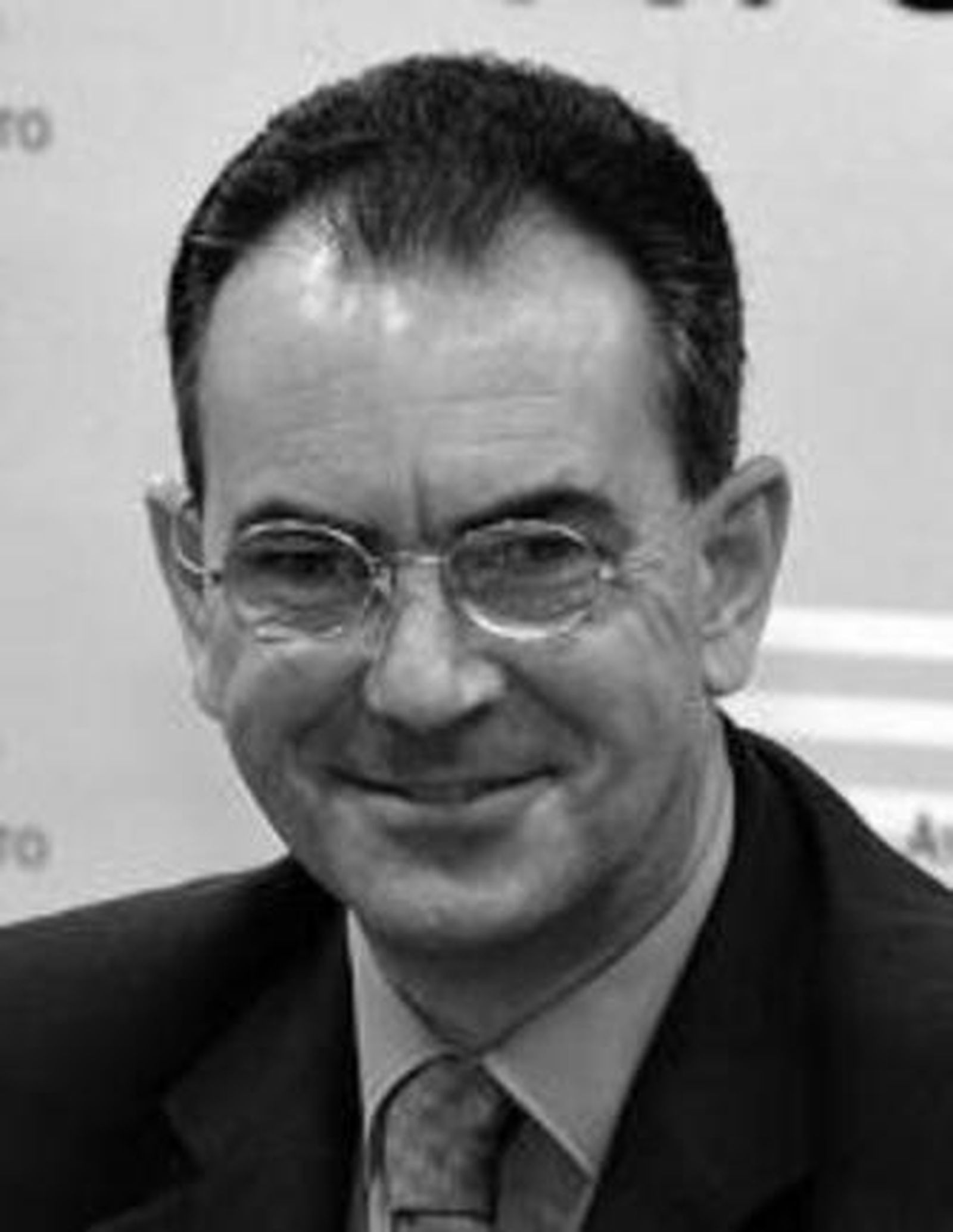 Emilio Carrillo (PSOE).