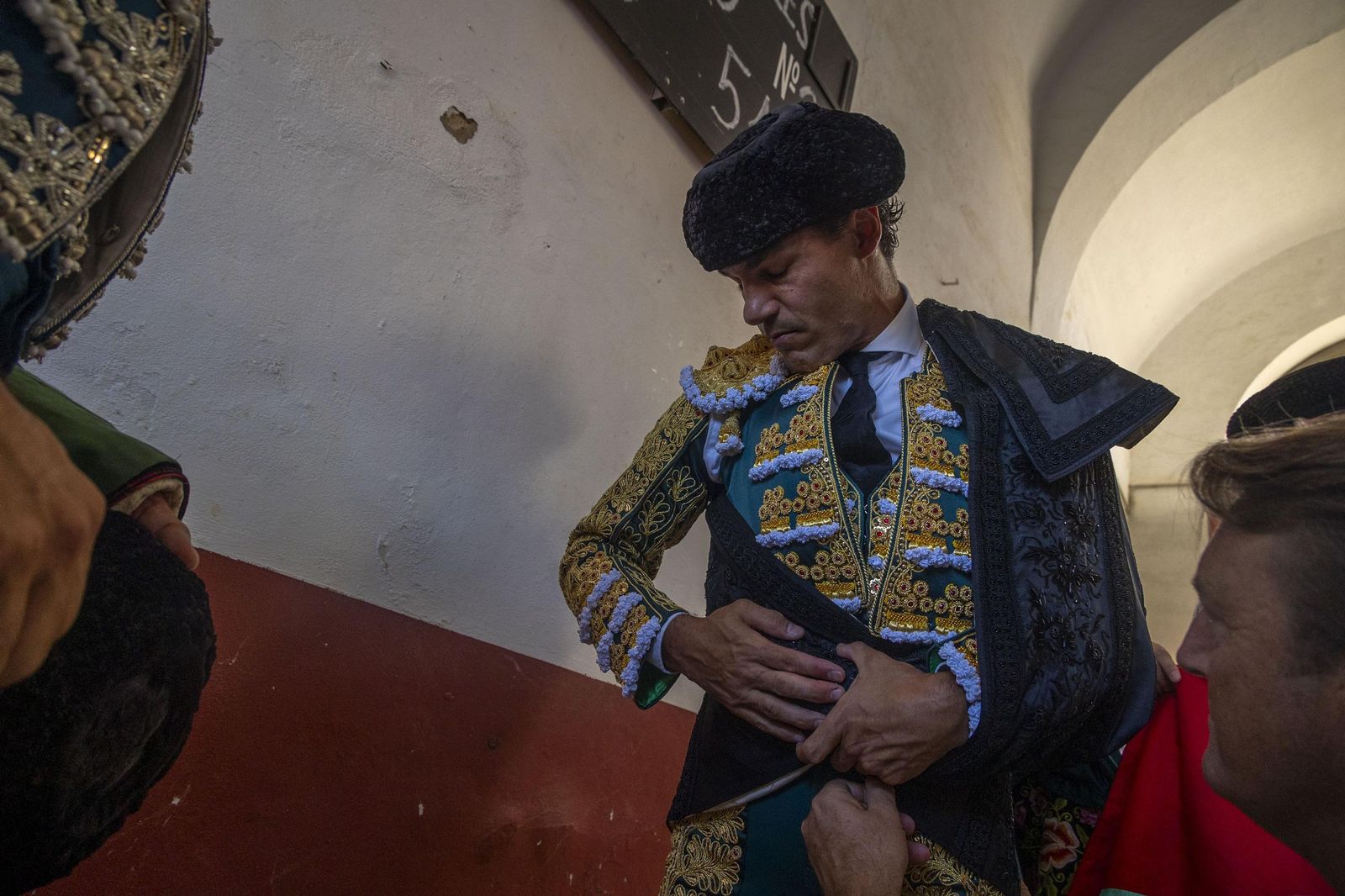 Las imágenes de la corrida de toros en El Puerto: puerta grande para Talavante
