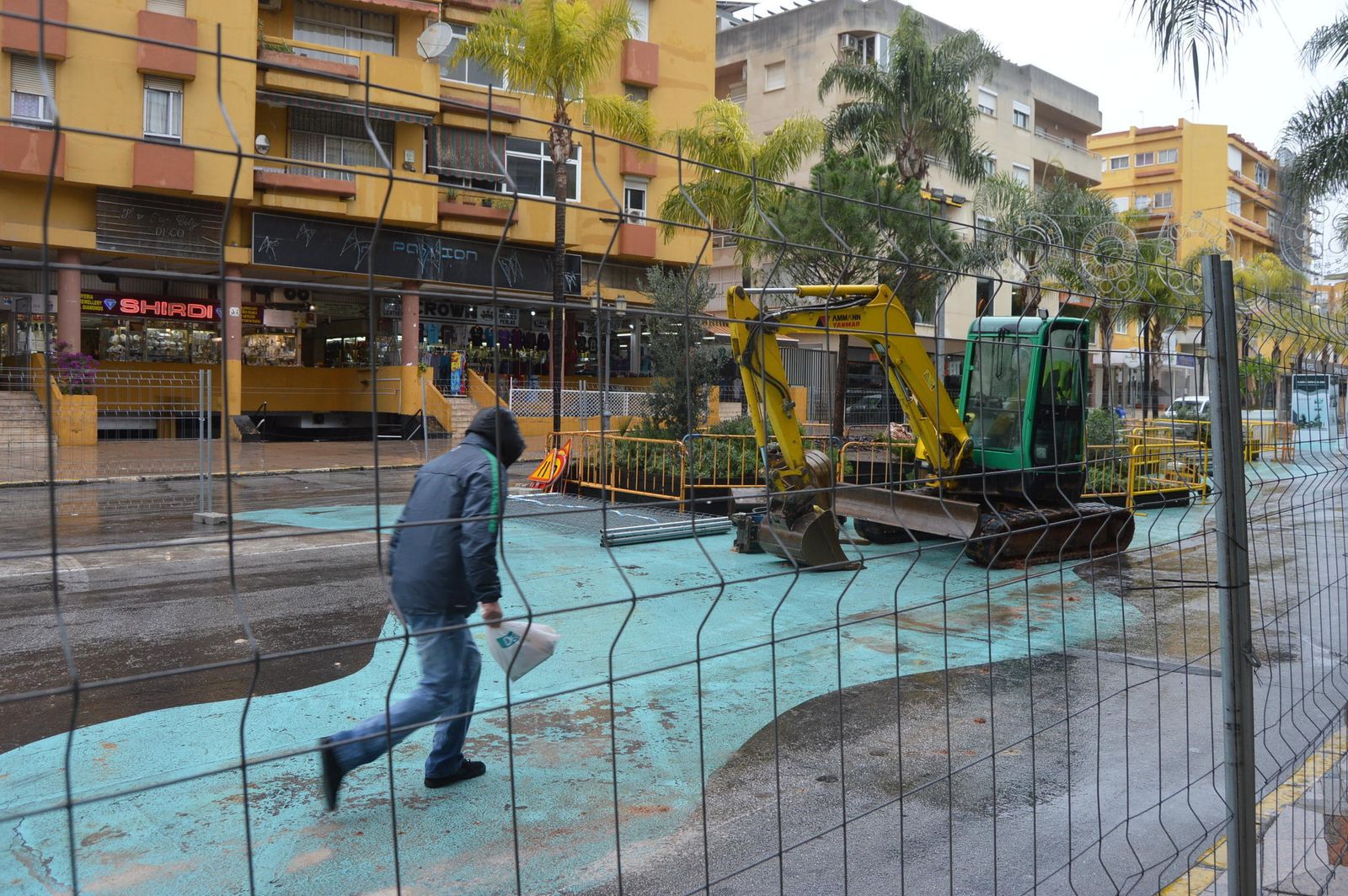 Comienzo de los trabajos, ayer, en la avenida Palma de Mallorca.