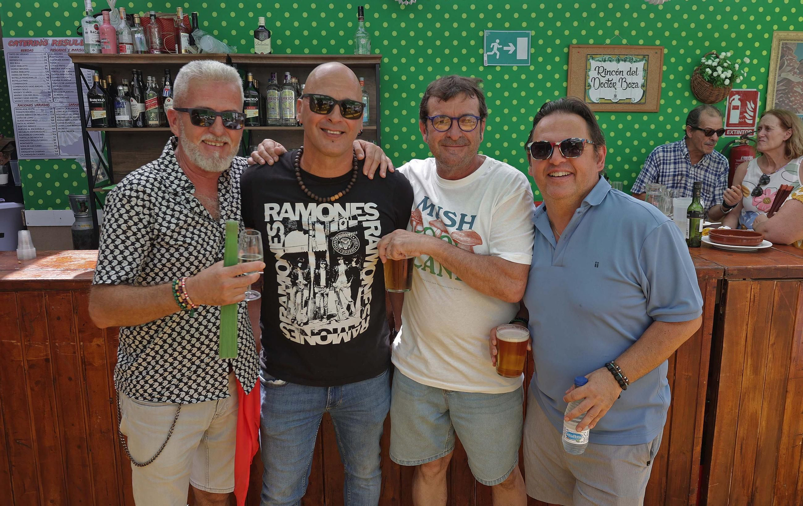 Búscate en las fotos del Domingo Rociero en la Feria Real de San Roque 2025