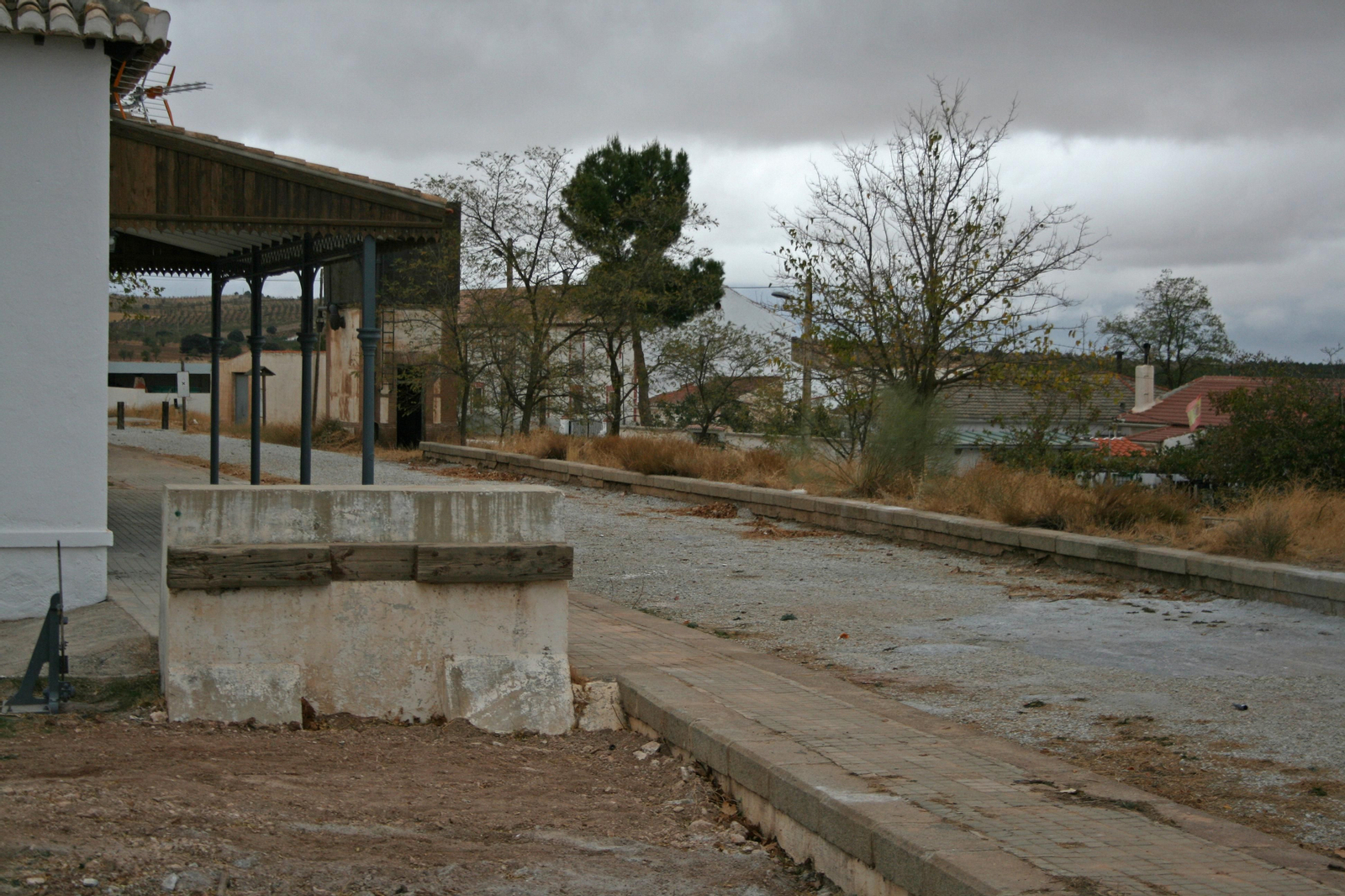Fotos: el patrimonio ferroviario abandonado de la línea de tren Guadix-Baza-Lorca