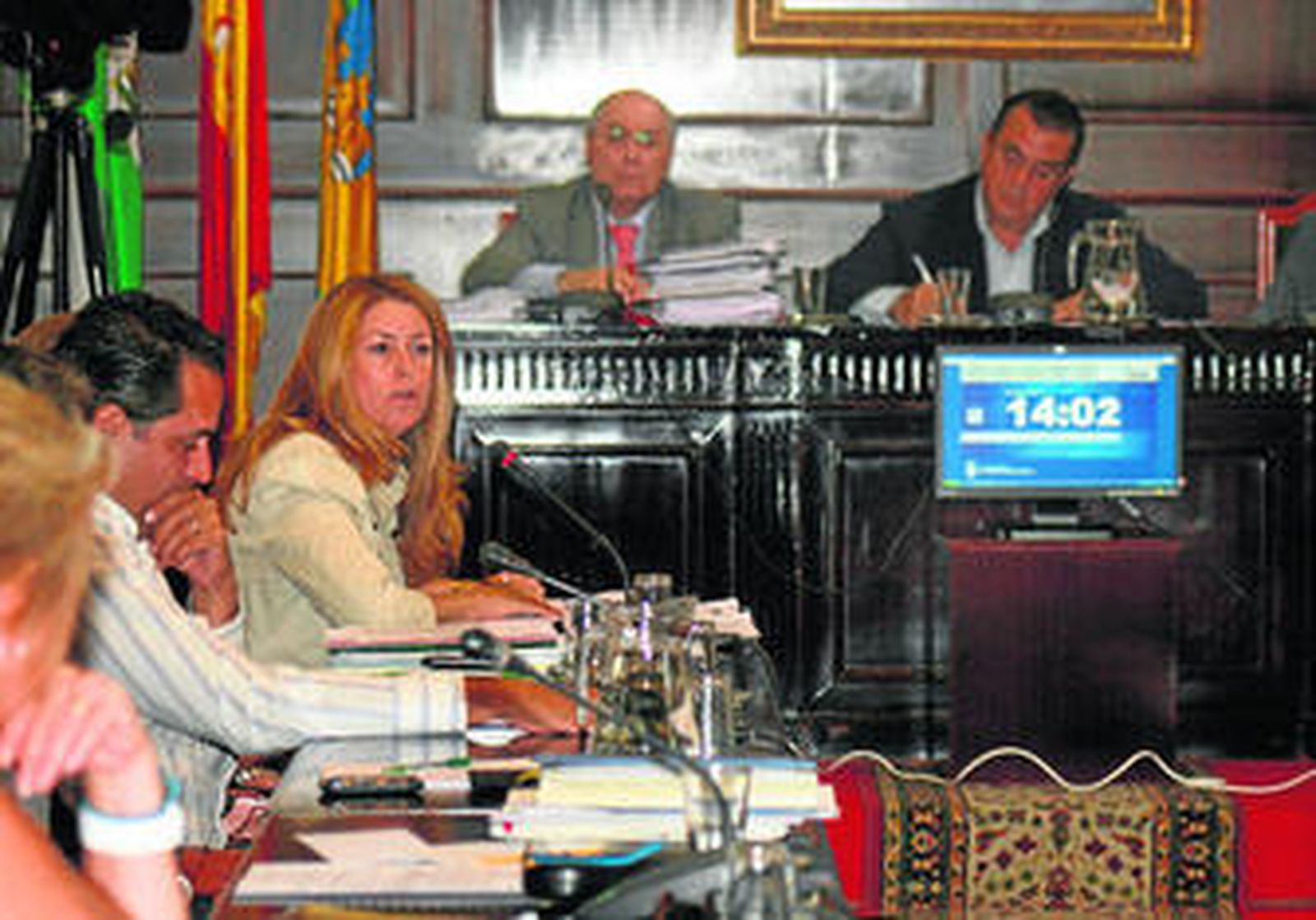 Una imagen de la concejala de Economía, Leocadia Benavente, durante el Pleno Extraordinario de ayer, donde se aprobaron los Presupuestos con carácter inicial.