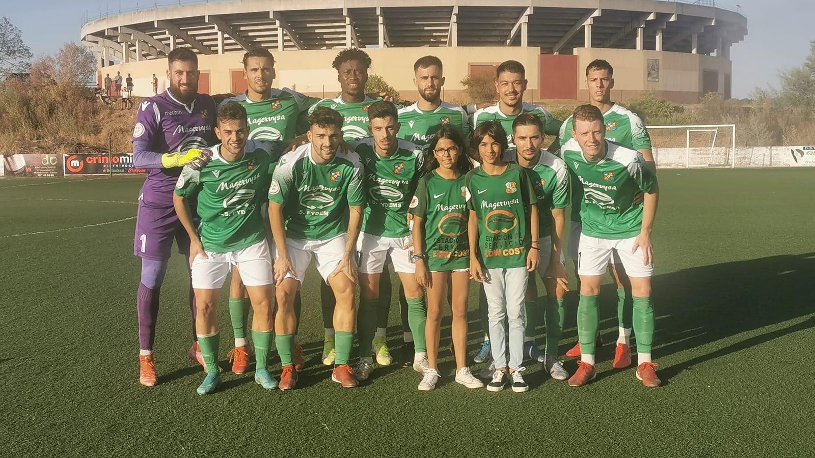 Formación del Moralo ante el Montehermoso.