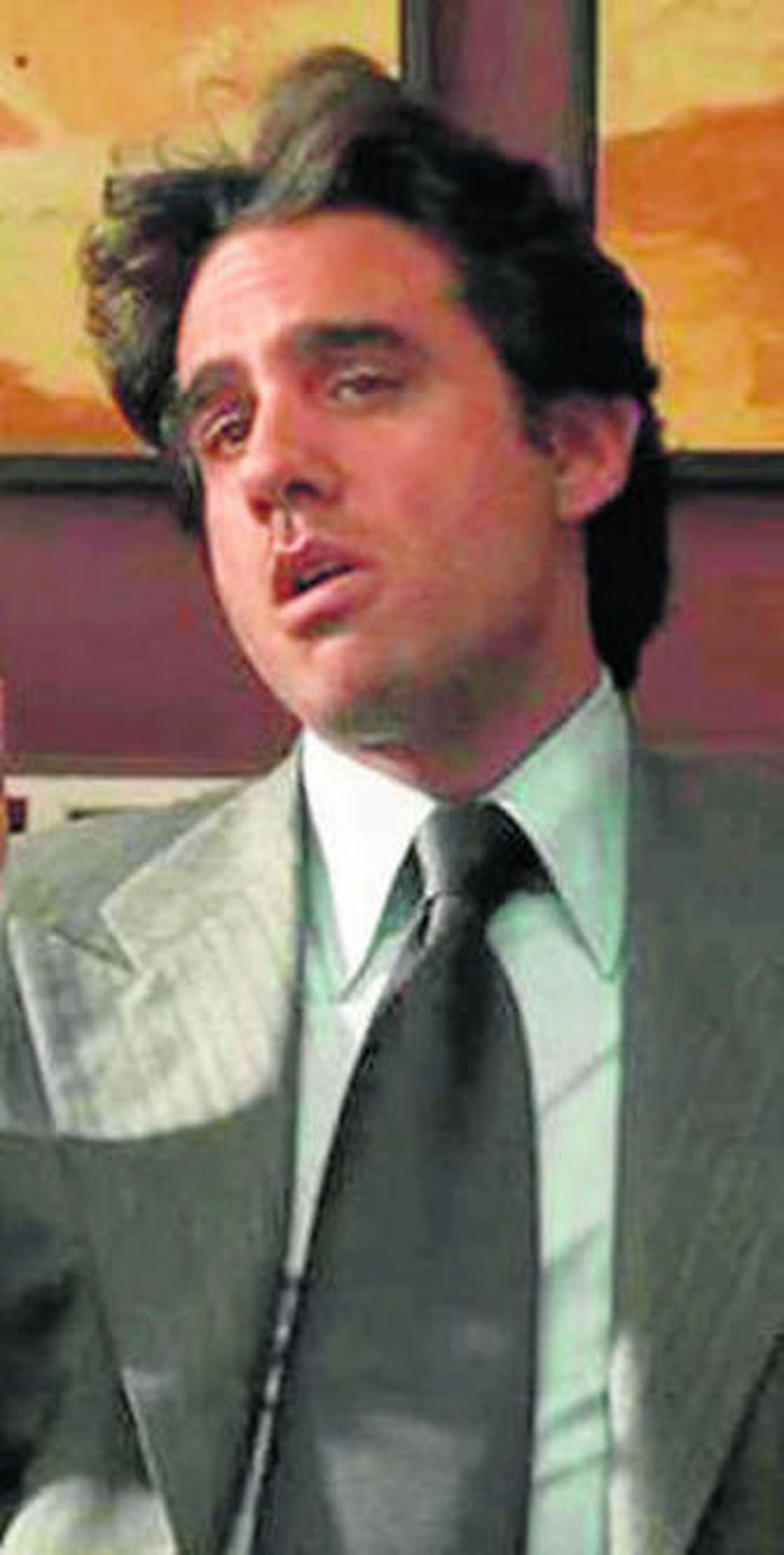 Bobby Cannavale como Finestra.