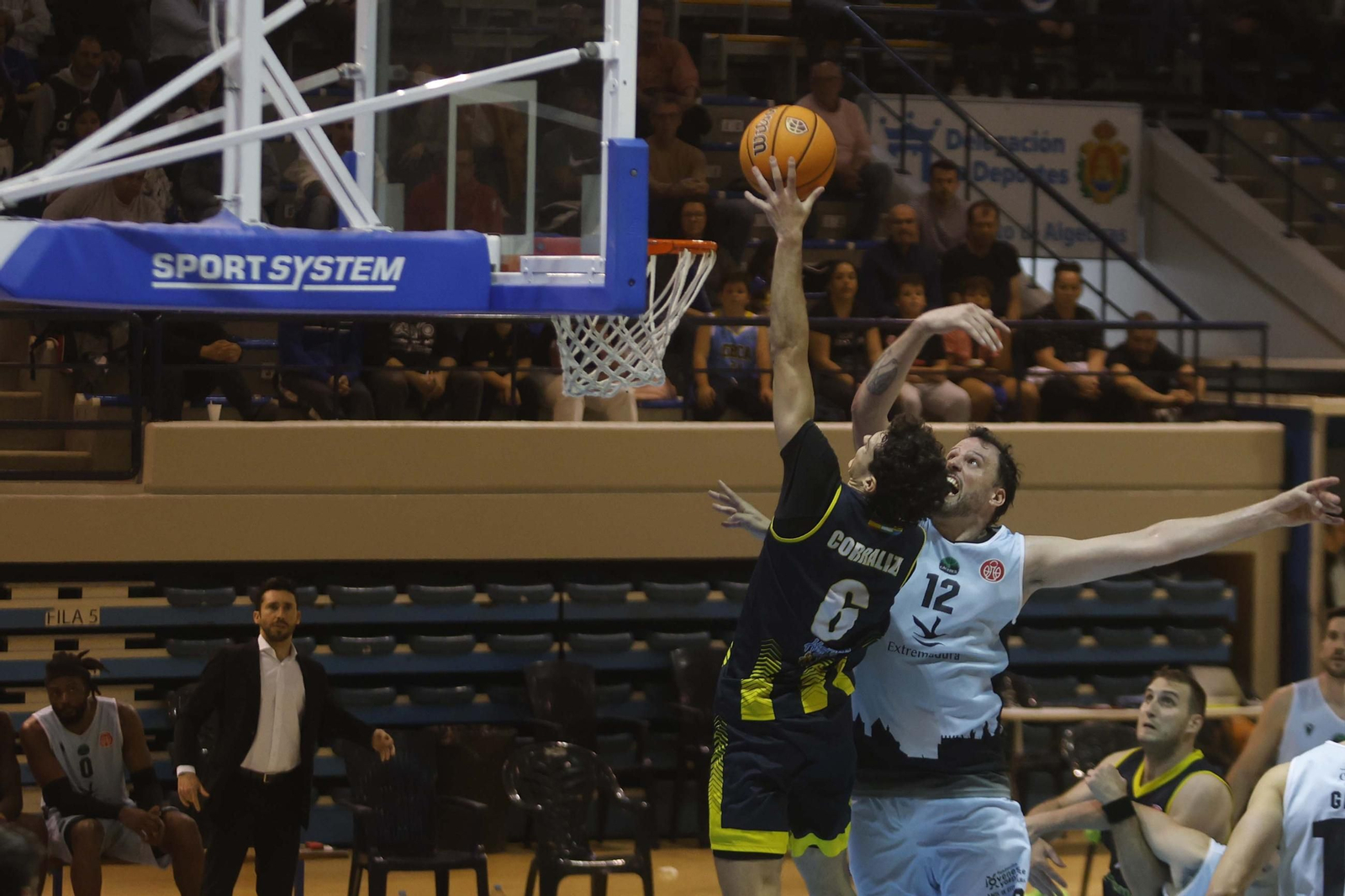 Las fotos del Udea-Cáceres de Segunda FEB