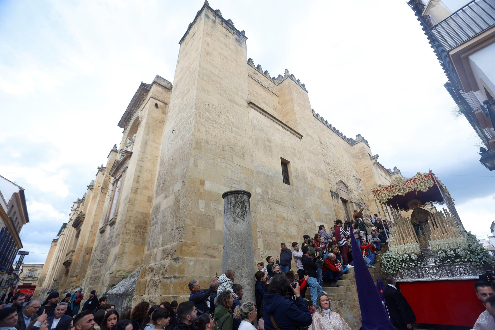 La procesión de la Agonía en este Martes Santo de Córdoba, en imágenes