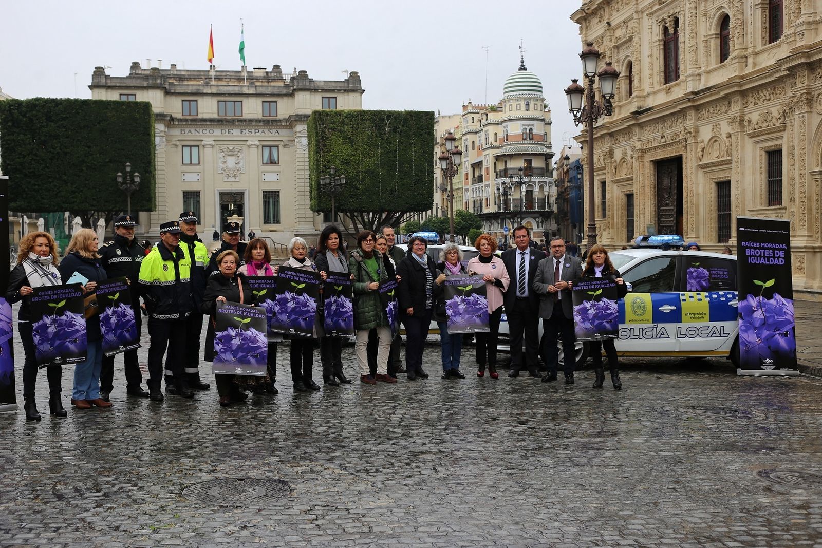 La presentación de la campaña municipal por el 25-N en la Plaza de San Francisco.