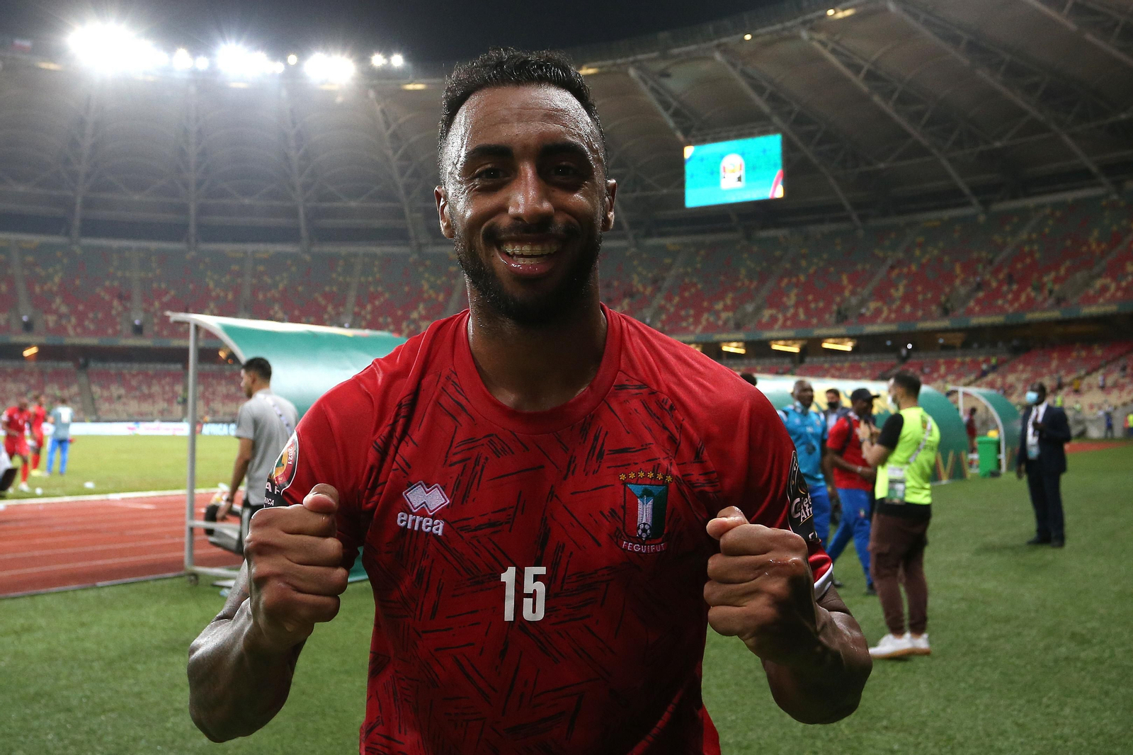 Akapo celebra el triunfo de Guinea Ecuatorial sobre Argelia.