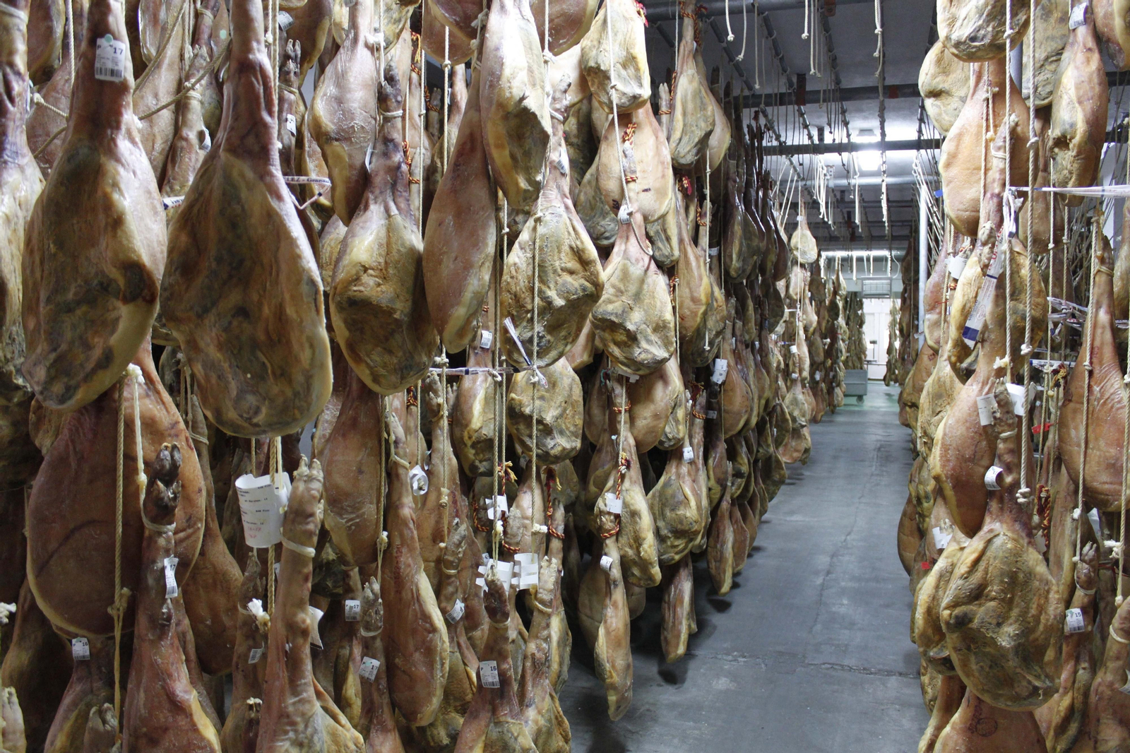 ¿Va a perder Trevélez la denominación de origen de su jamón?