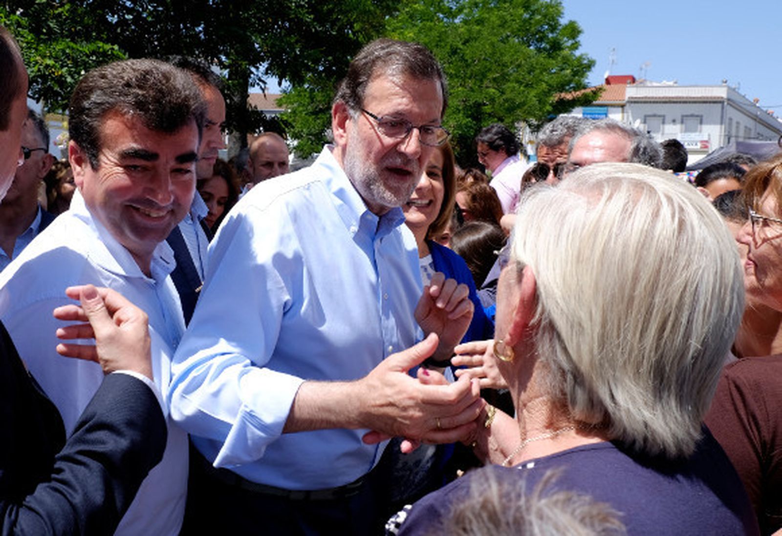 Rajoy defiende las diputaciones y el valor del mundo rural contra la crisis