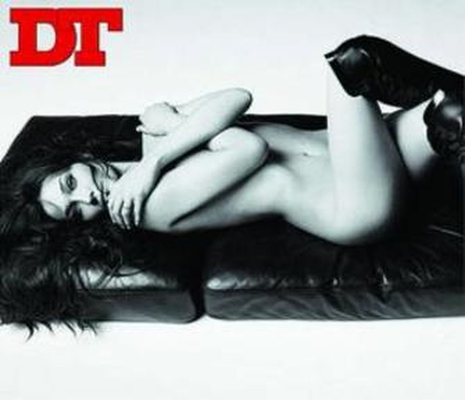 Condena en París por publicar un desnudo de Carla Bruni