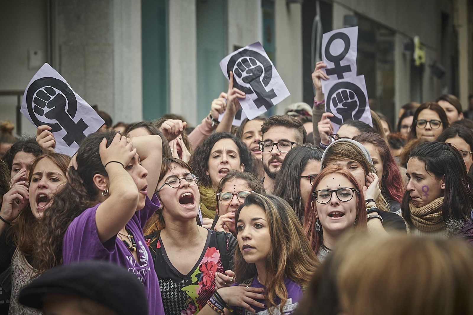 Un momento de la huelga feminista del 8-M en Cádiz
