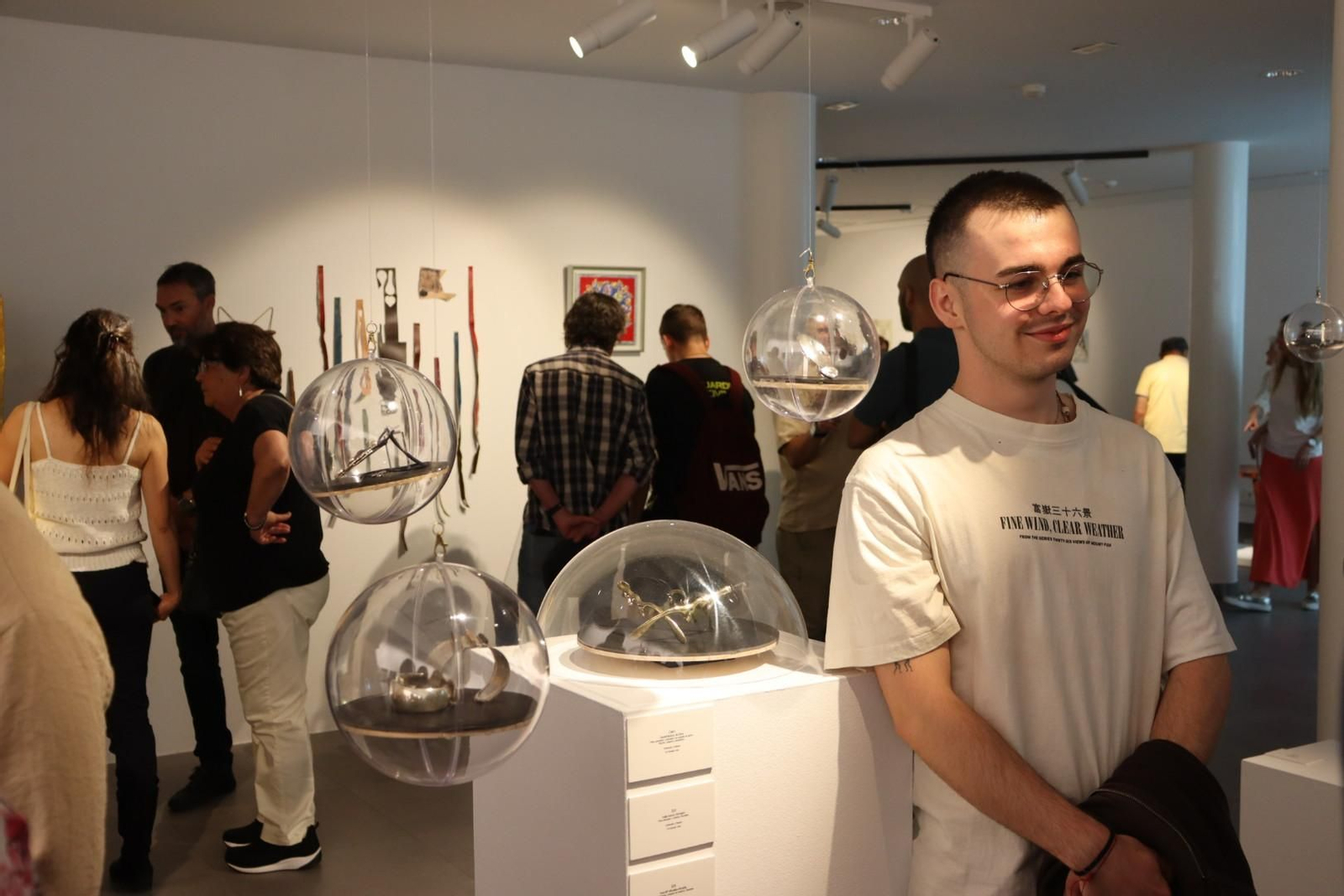 Los alumnos de las escuelas Mateo Inurria y Dionisio Ortiz exponen sus obras, en imágenes